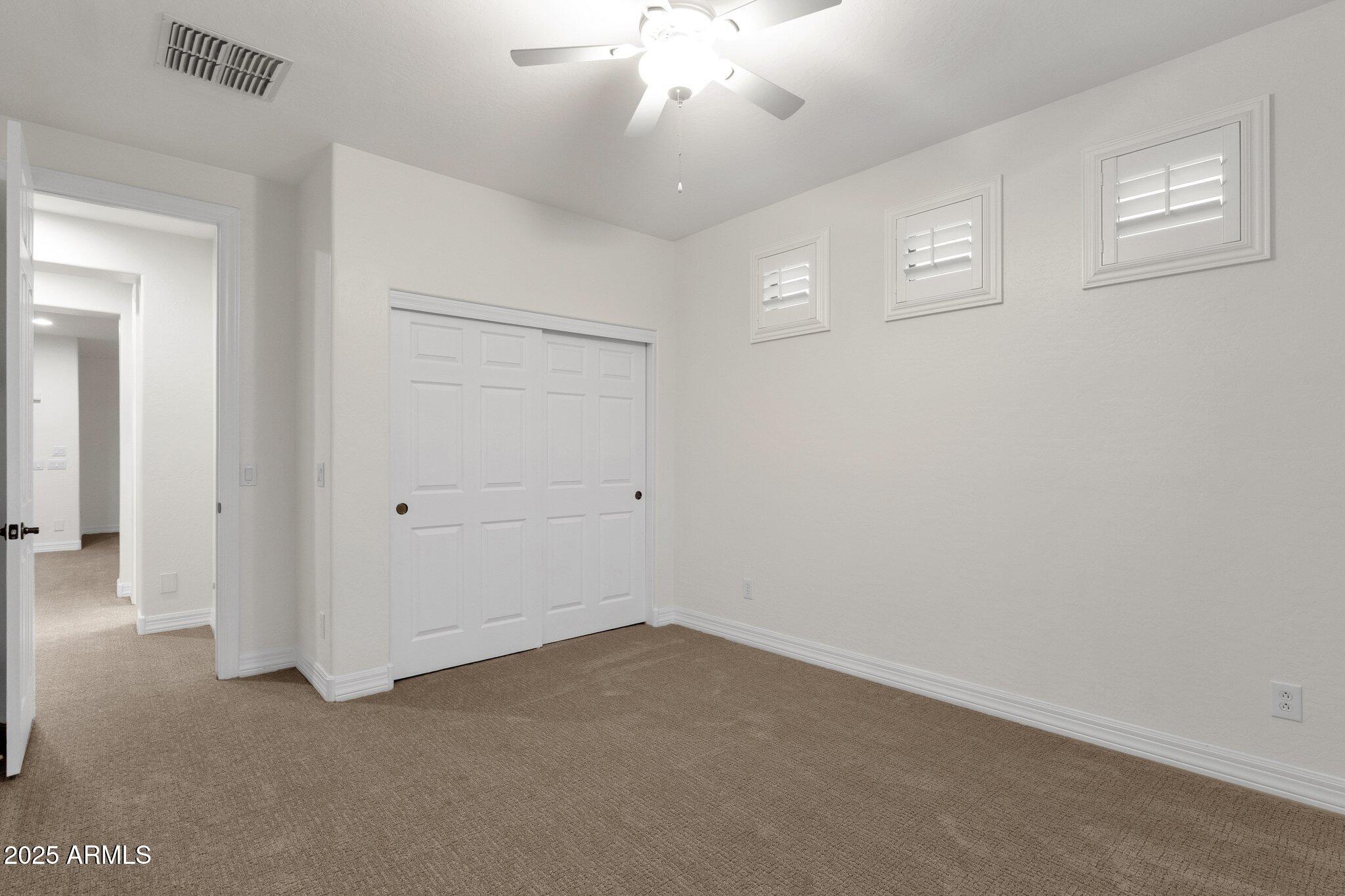 1356 E FLAMINGO Court