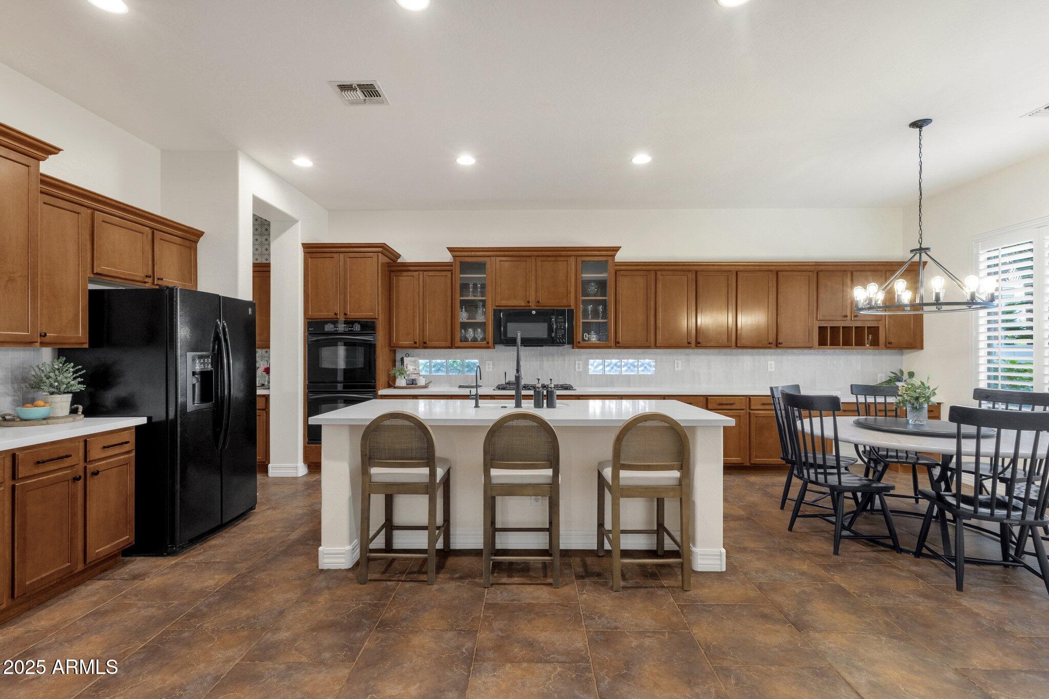 1356 E FLAMINGO Court