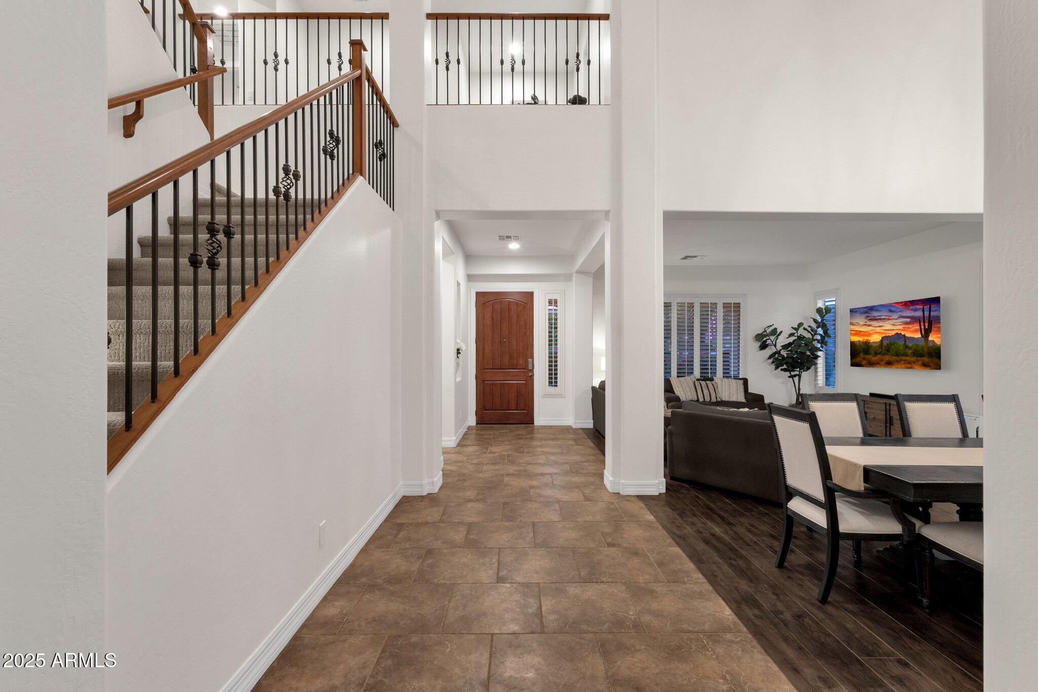 1356 E FLAMINGO Court