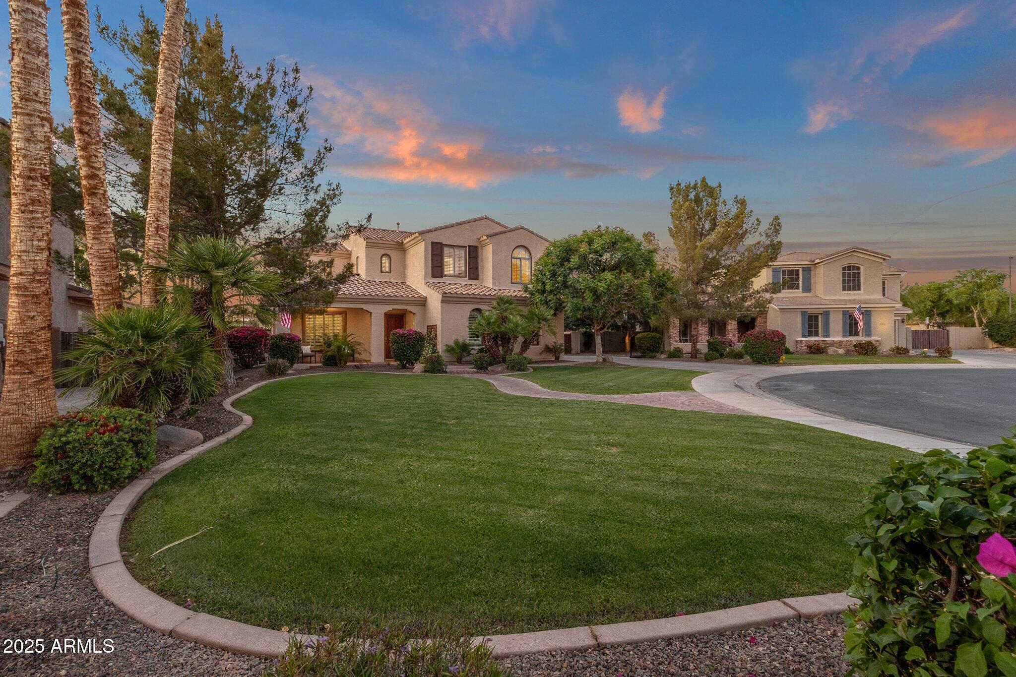1356 E FLAMINGO Court