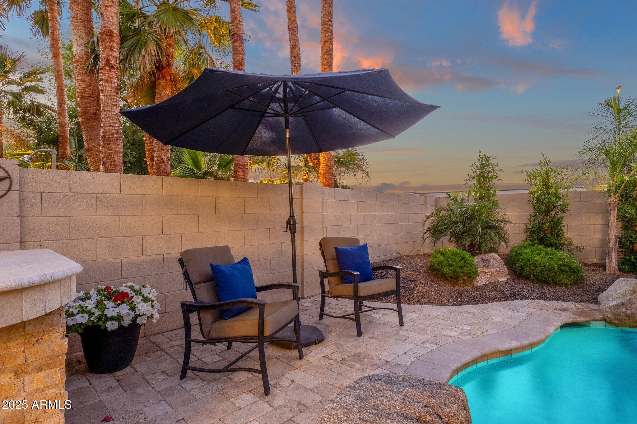 1356 E FLAMINGO Court