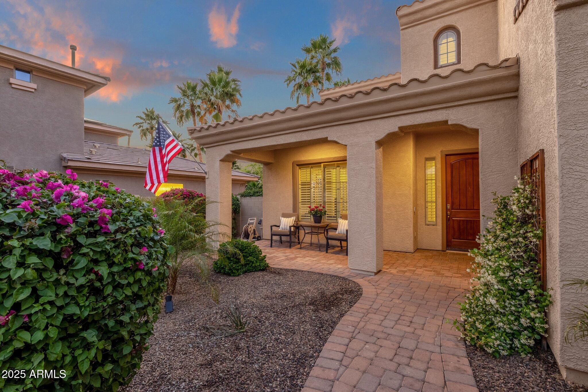 1356 E FLAMINGO Court