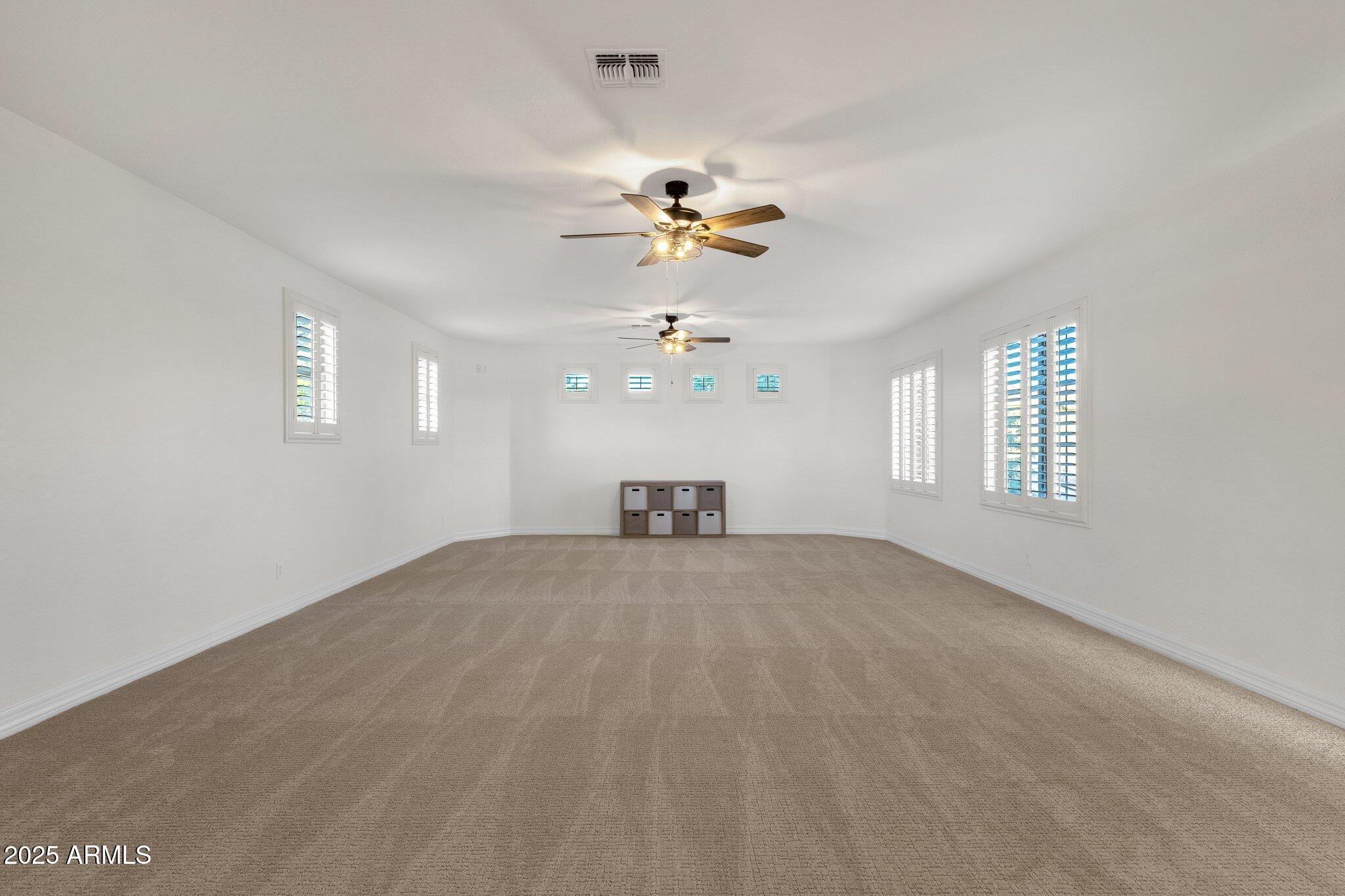 1356 E FLAMINGO Court