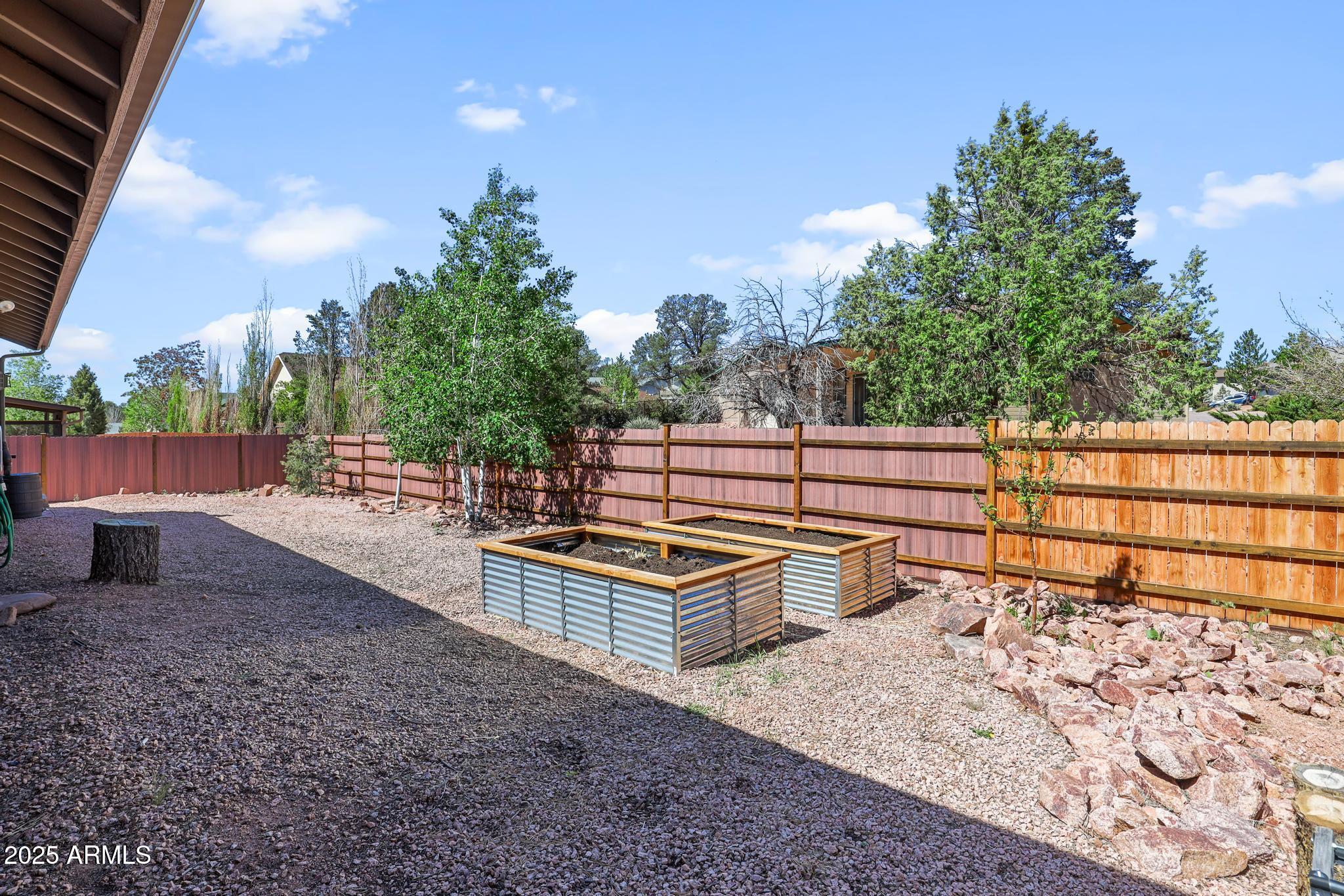 608 N WILDERNESS Trail