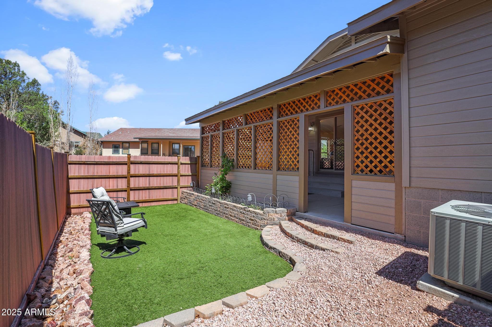 608 N WILDERNESS Trail
