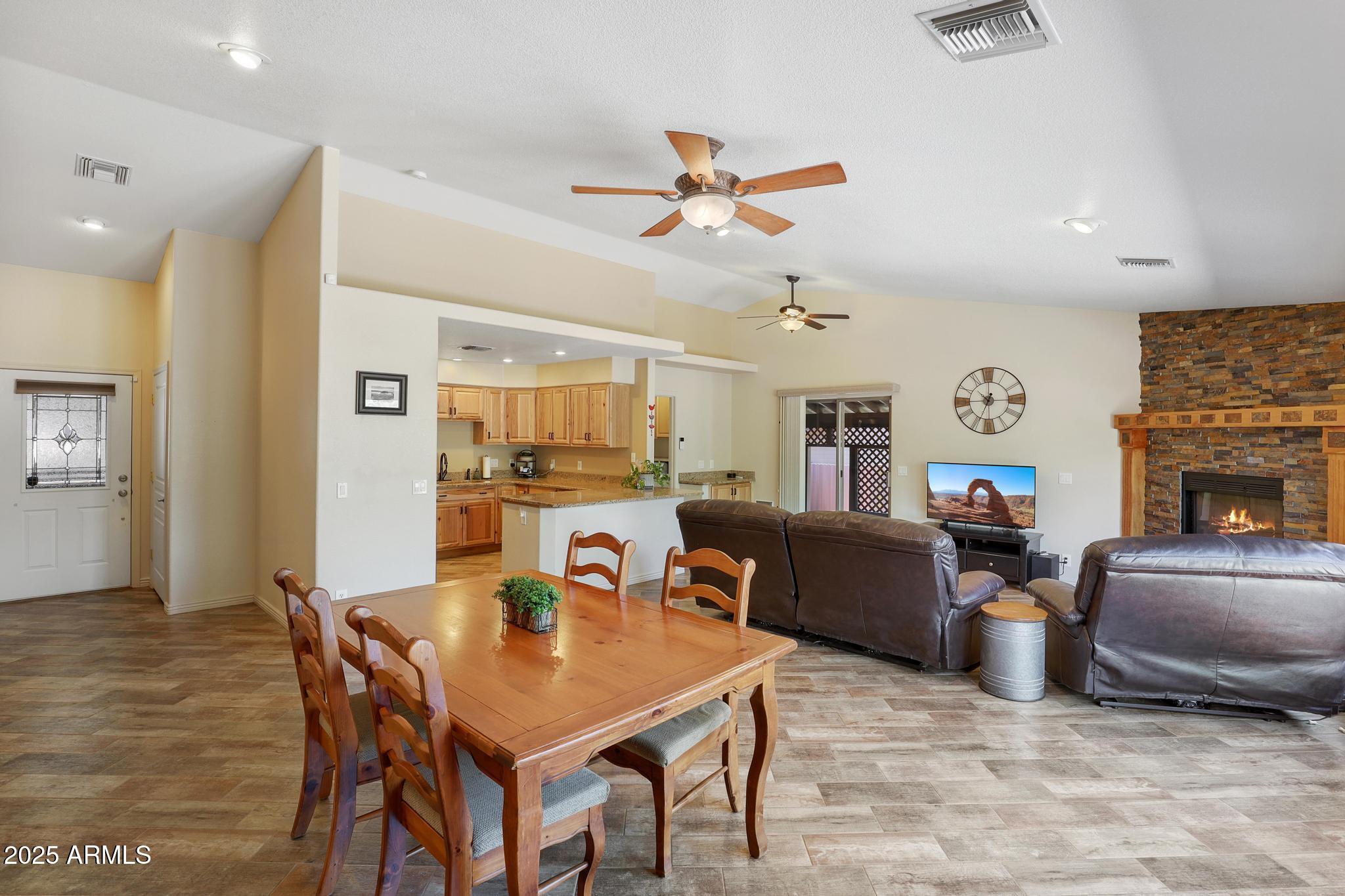 608 N WILDERNESS Trail