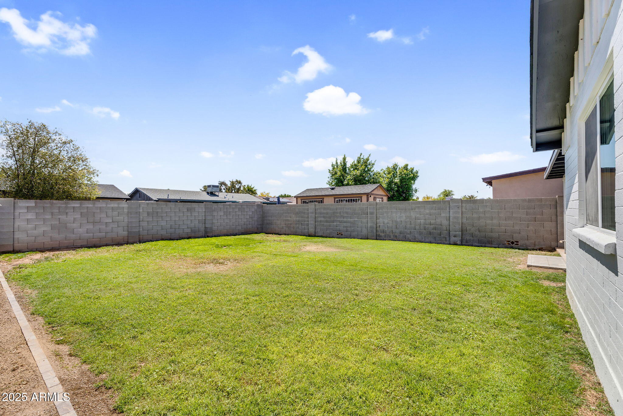 14635 N 37TH Place
