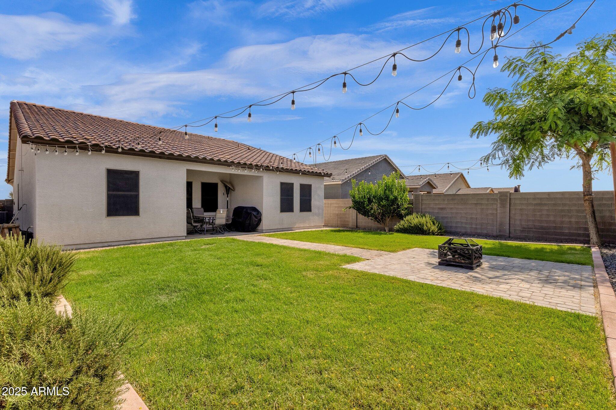 4595 W FOLDWING Drive