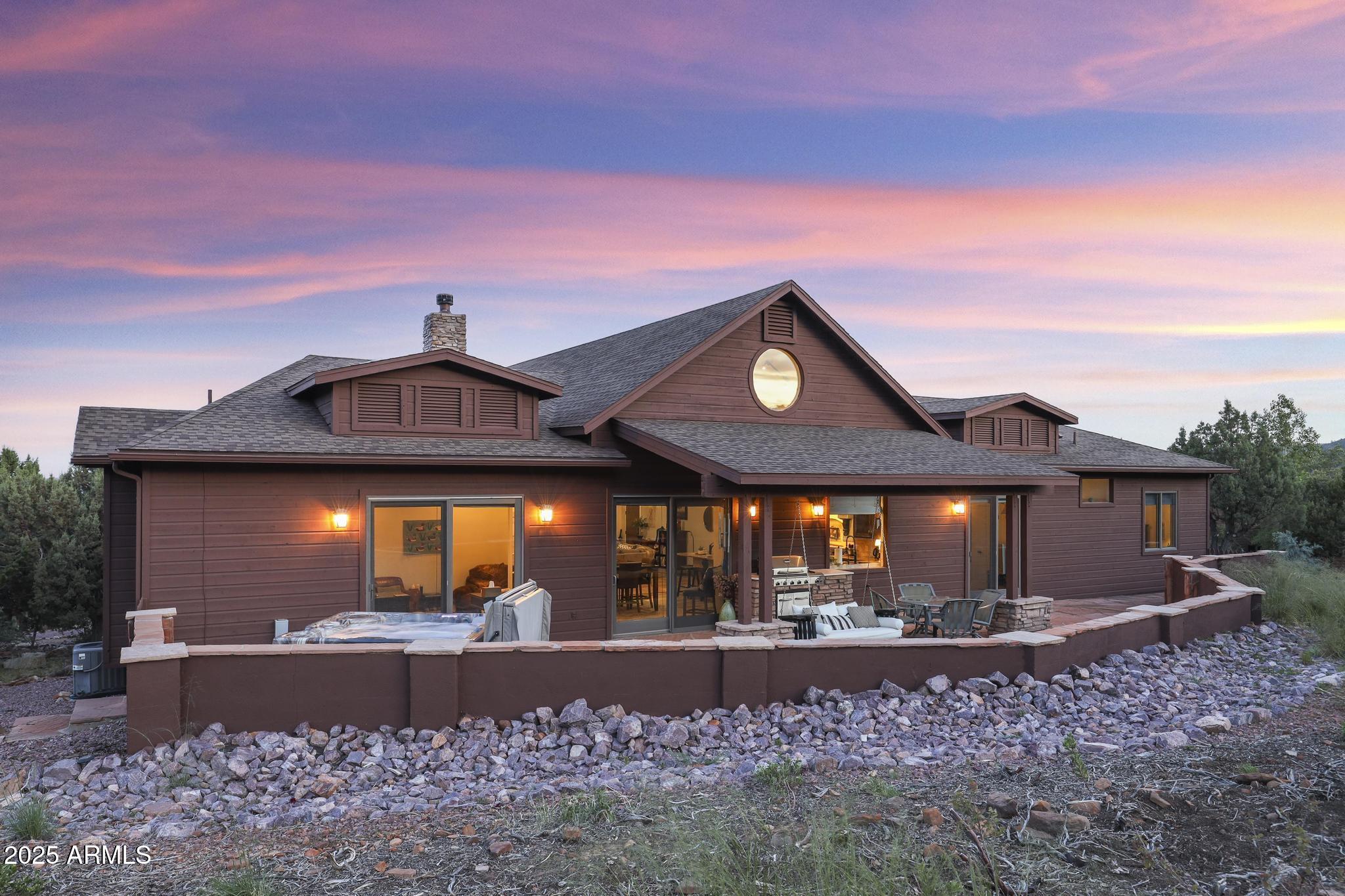 4562 N DREAM CATCHER Way