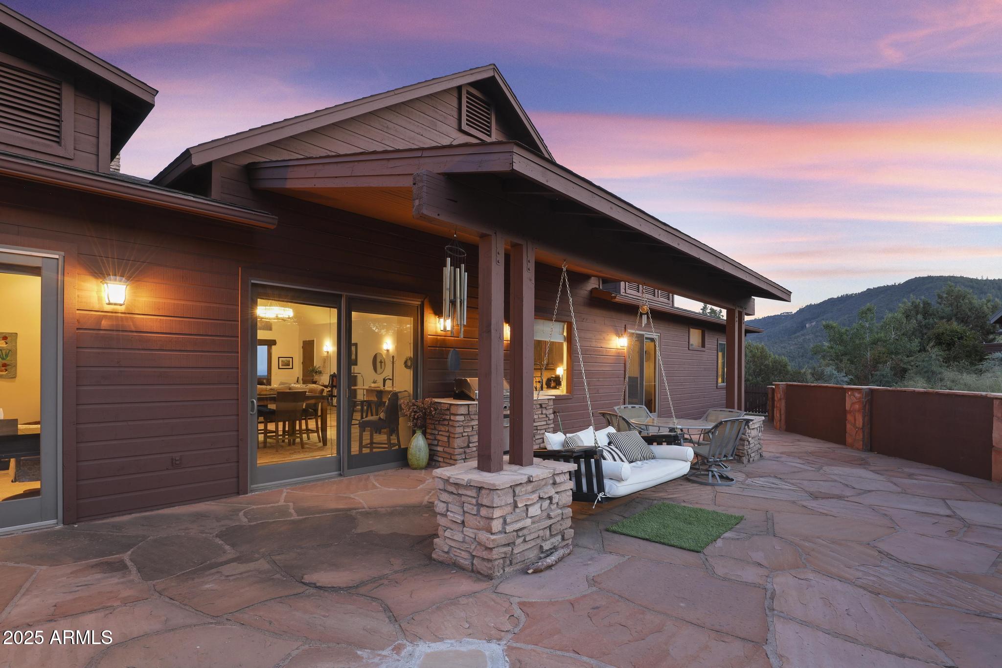4562 N DREAM CATCHER Way