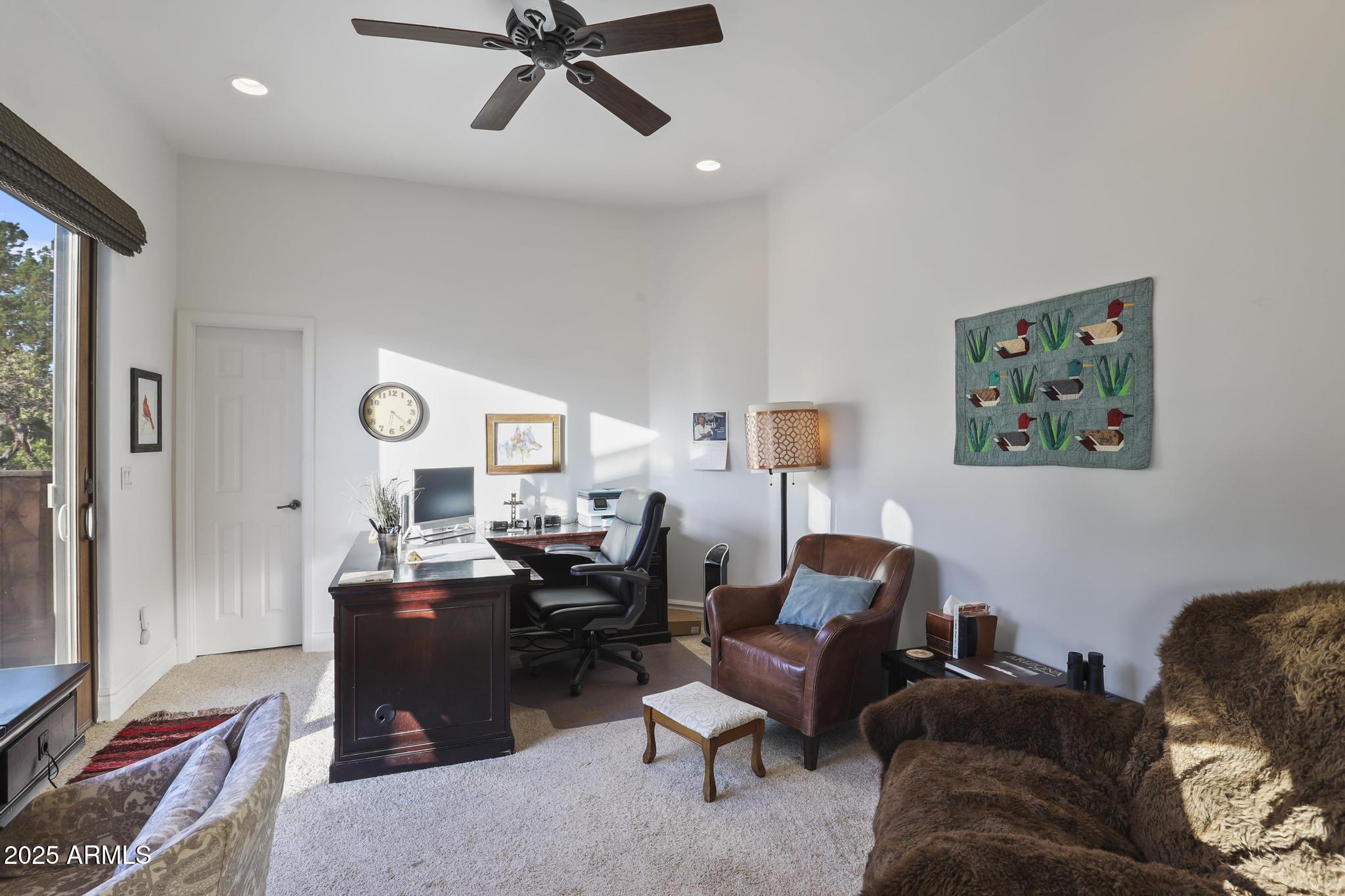 4562 N DREAM CATCHER Way