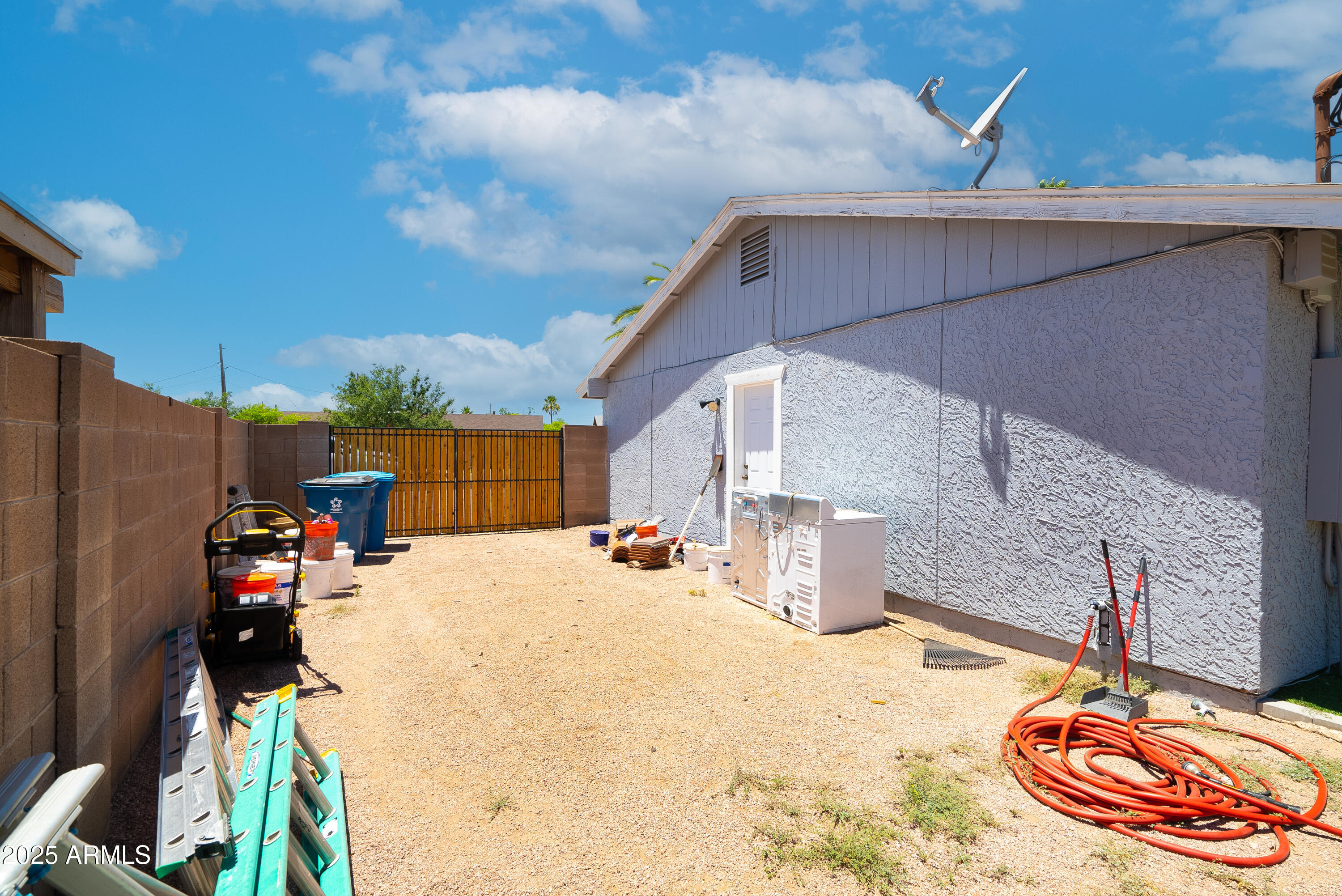 1531 S PADRE Road