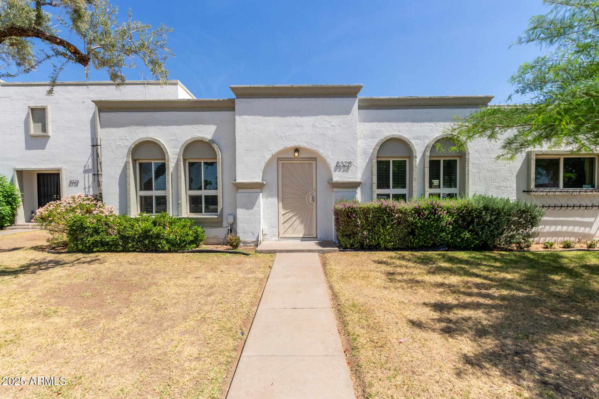 8328 E CHAPARRAL Road