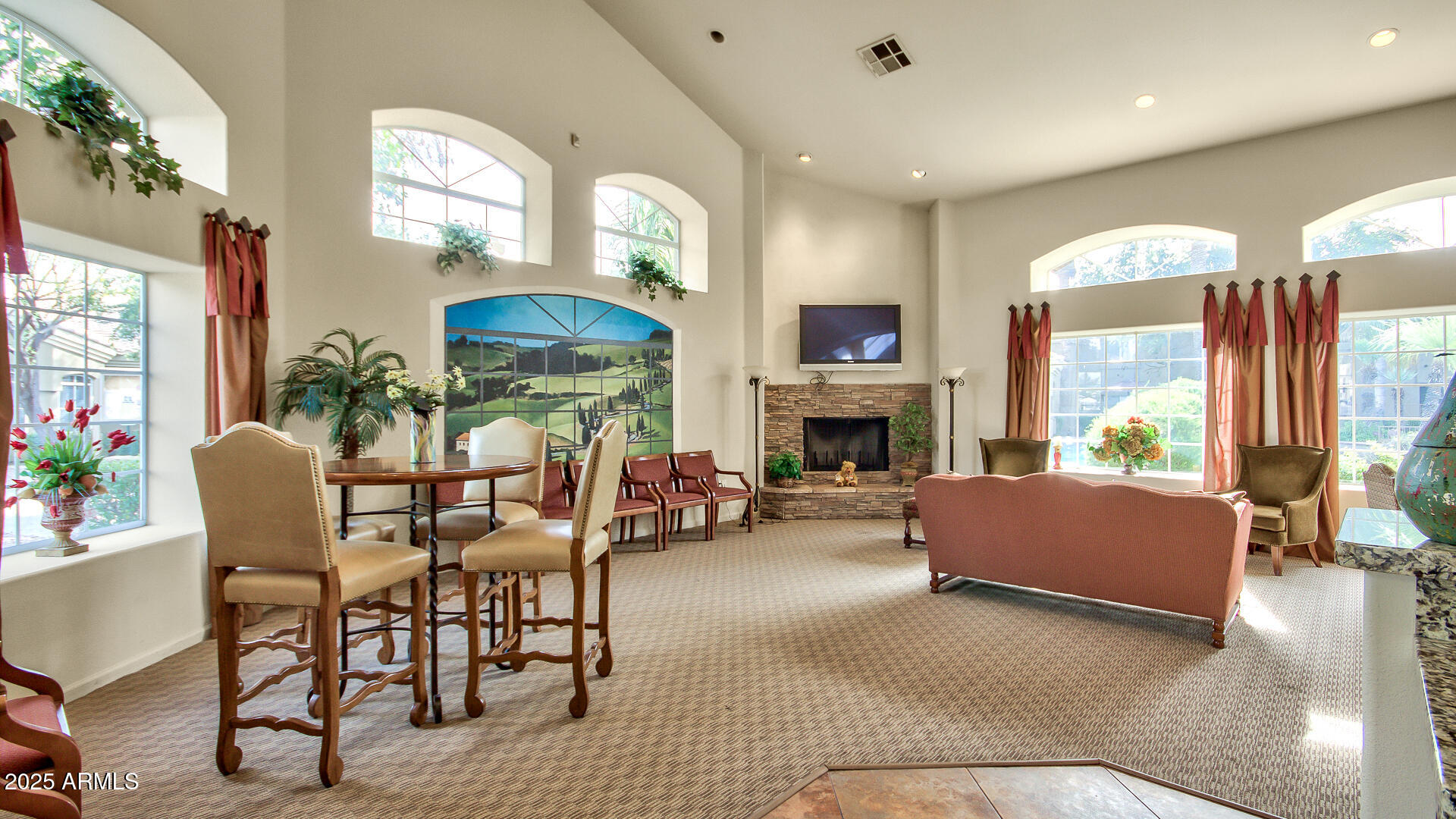 5335 E SHEA Boulevard 1094
