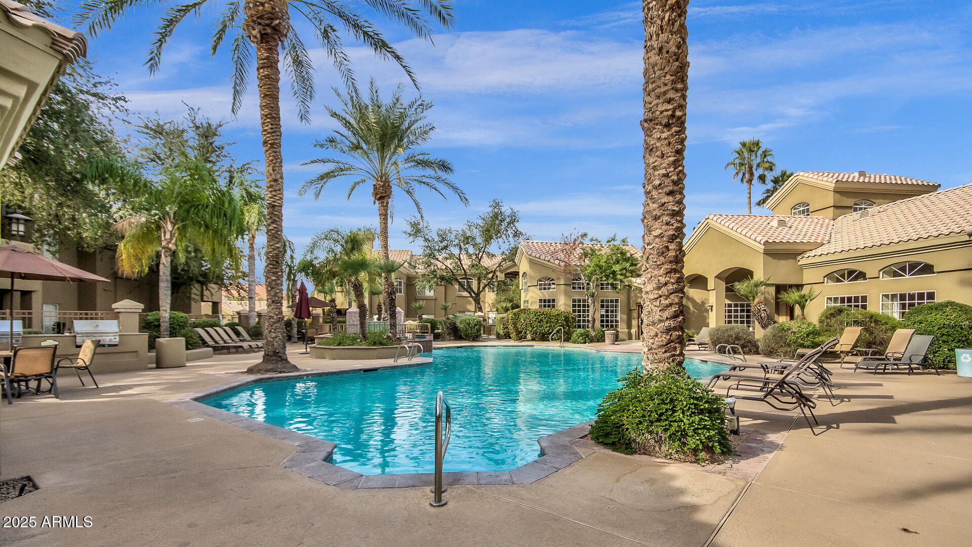 5335 E SHEA Boulevard 1094