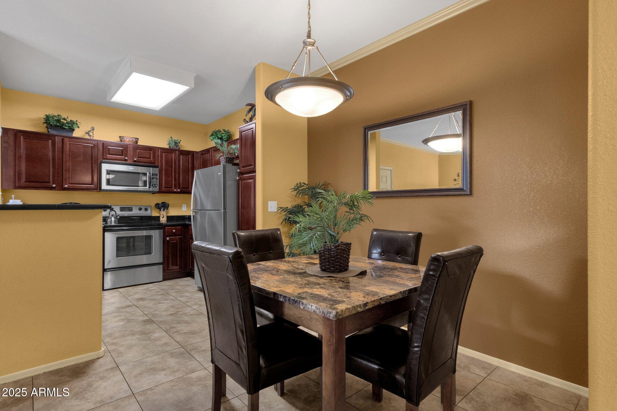 5335 E SHEA Boulevard 1094