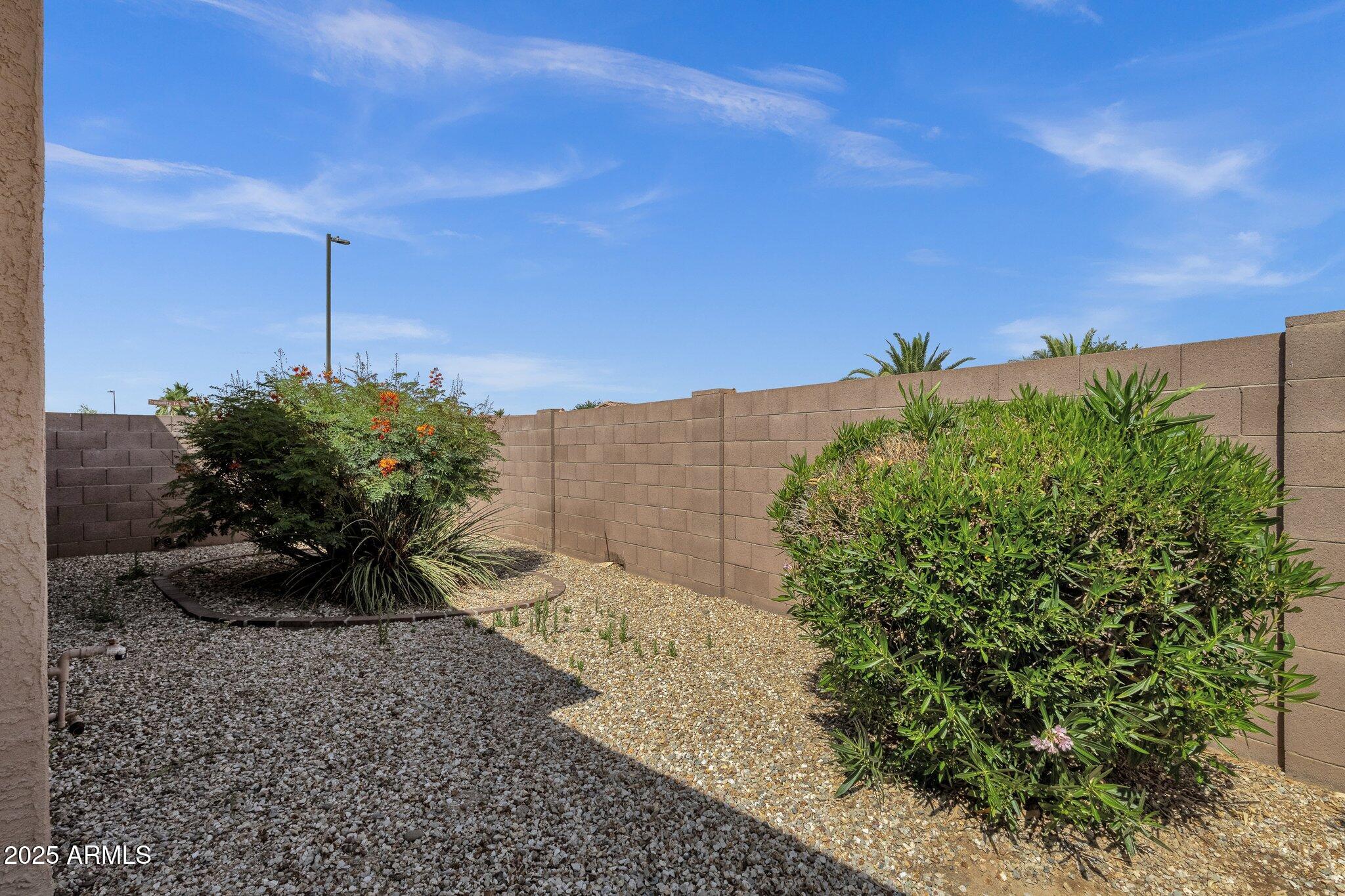 16525 W TRANQUILITY Lane
