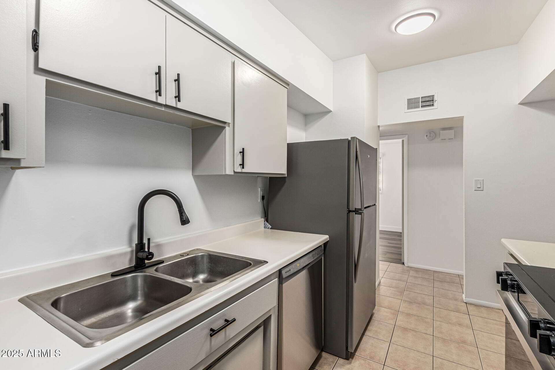 1258 E CAMPUS Drive