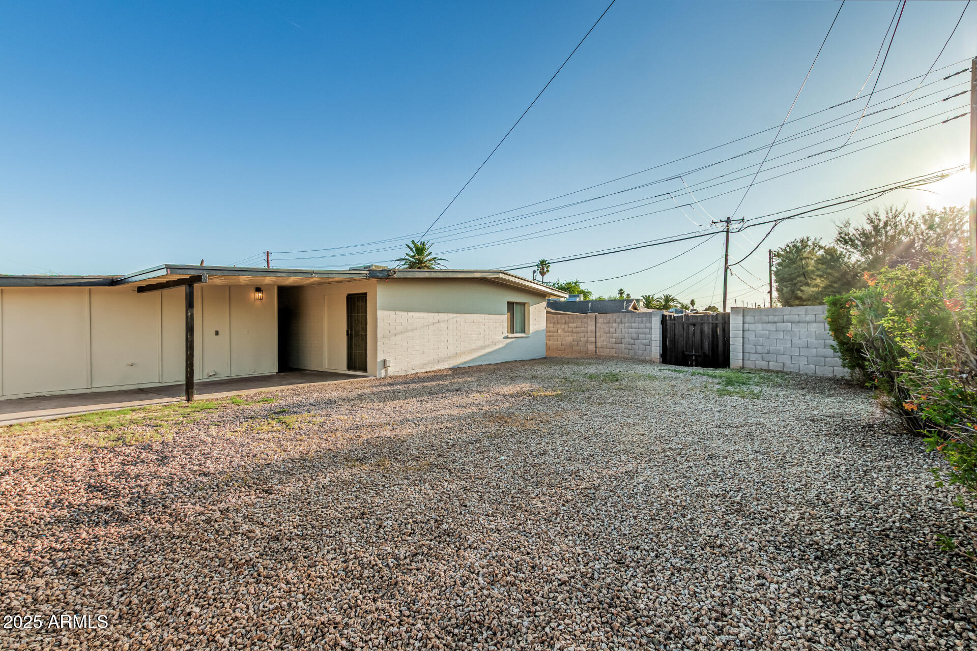 1258 E CAMPUS Drive
