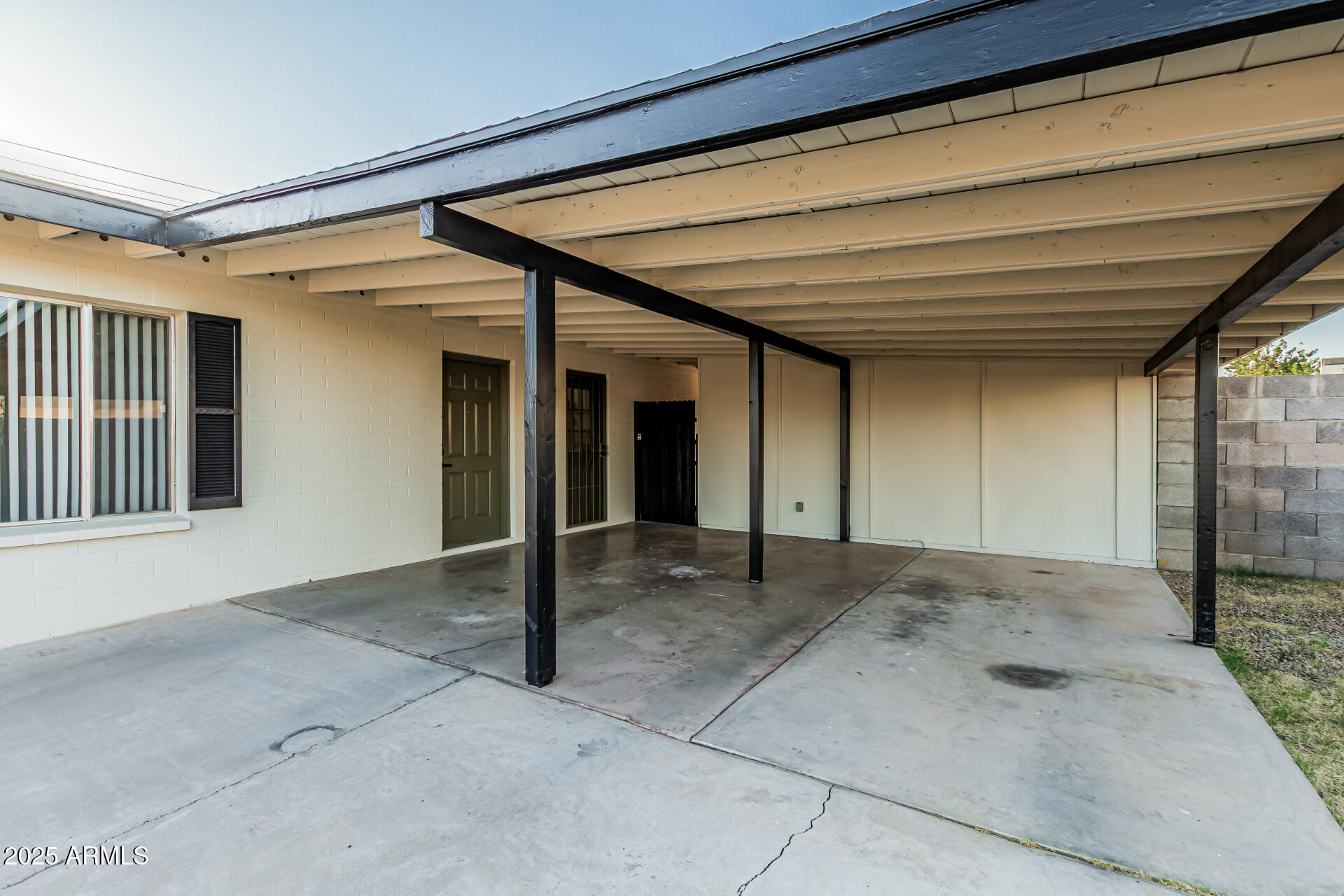 1258 E CAMPUS Drive