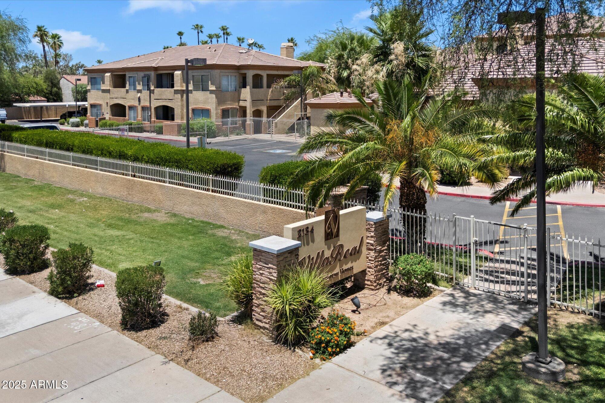 2134 E BROADWAY Road 2031