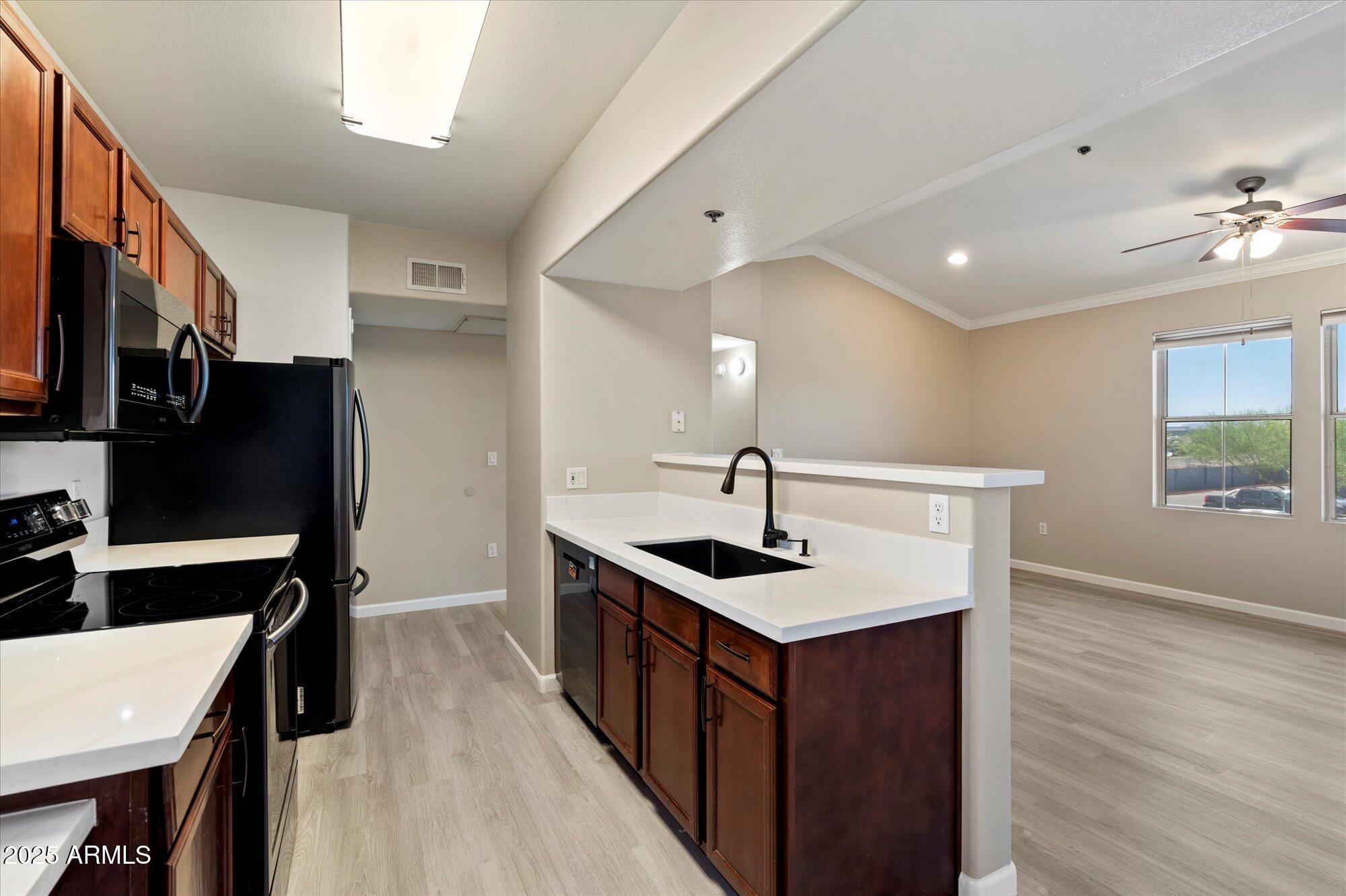 2134 E BROADWAY Road 2031