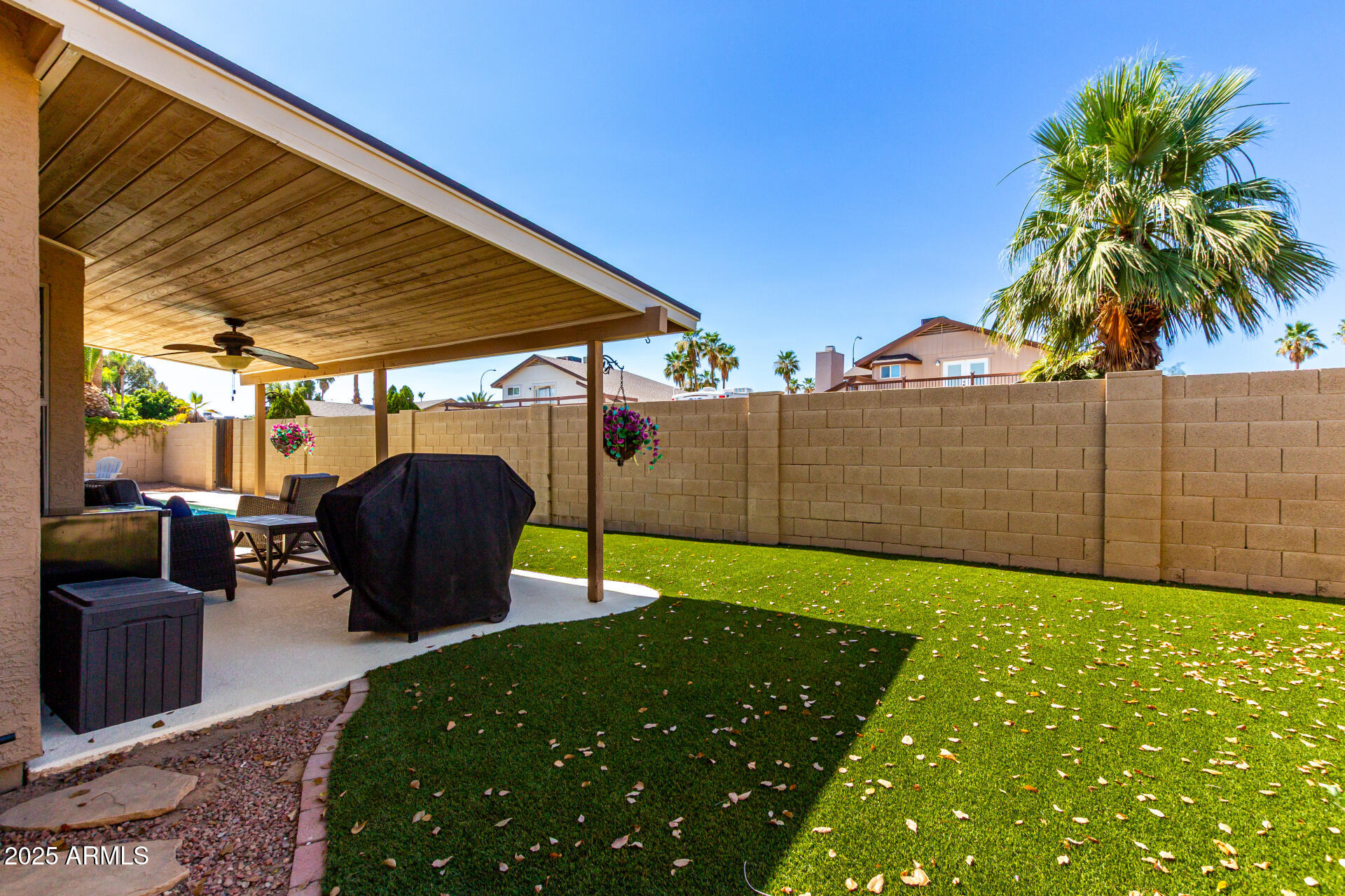 1630 W CALLE DEL NORTE