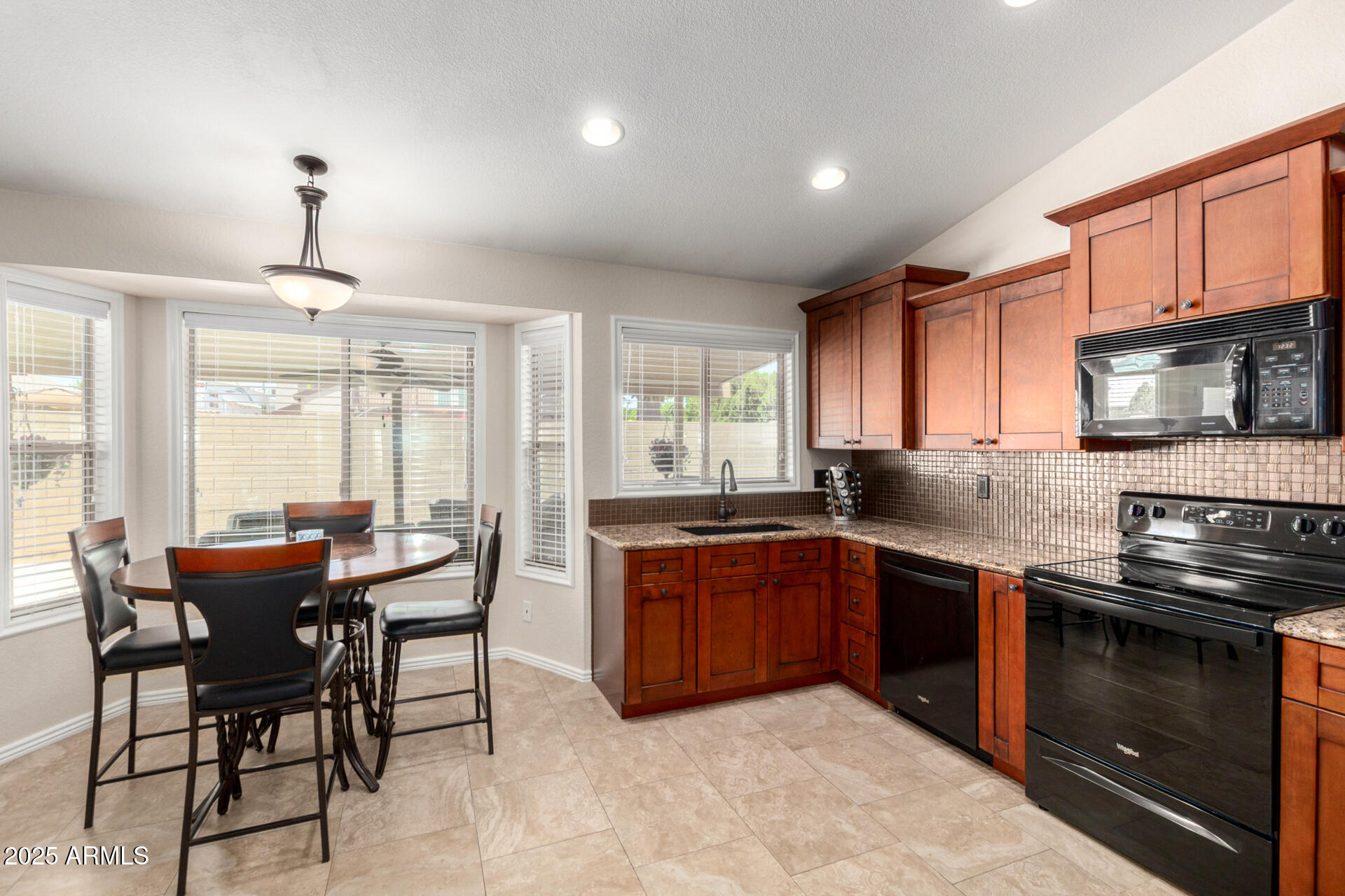 1630 W CALLE DEL NORTE