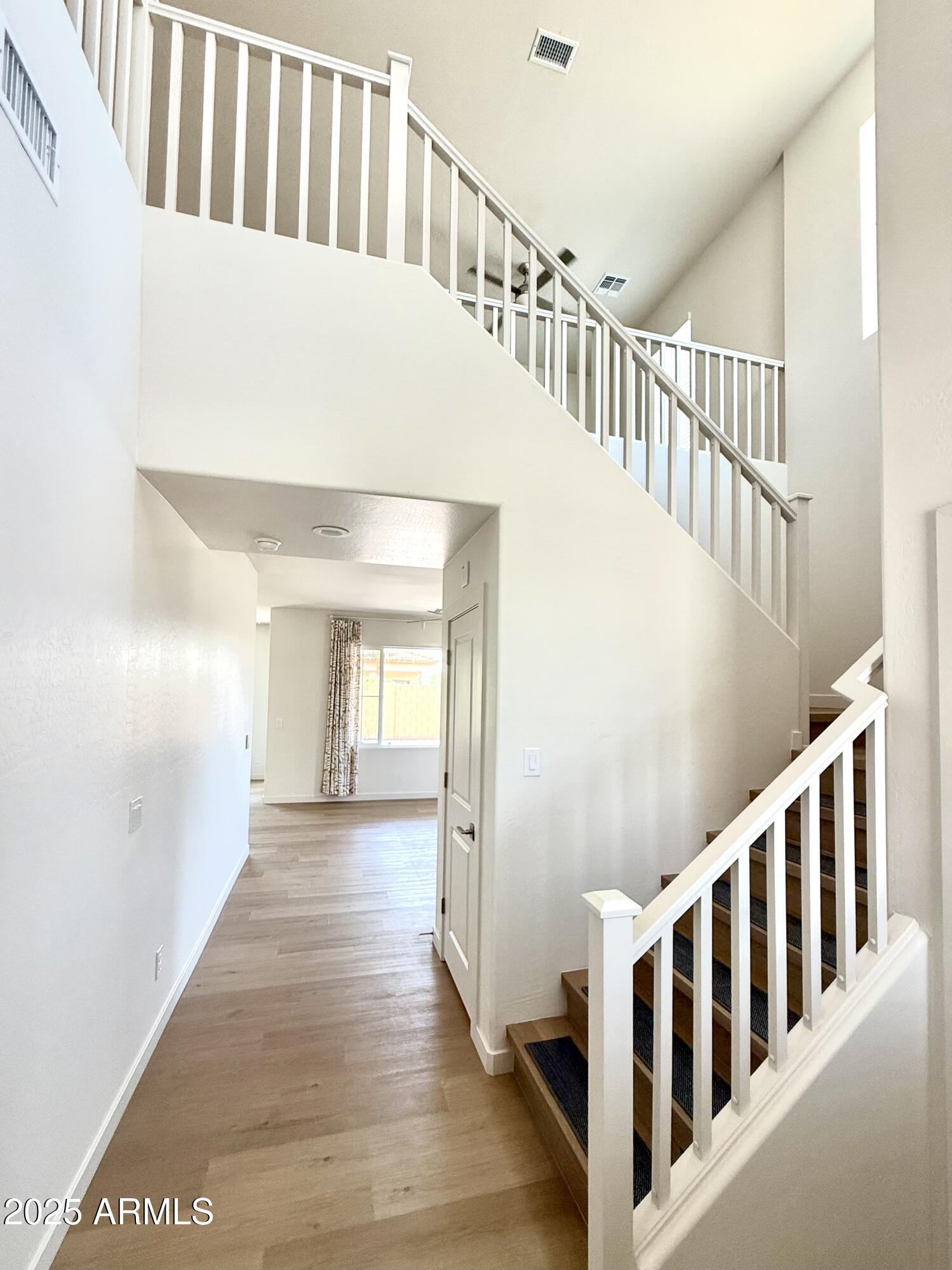 2173 N IOWA Street
