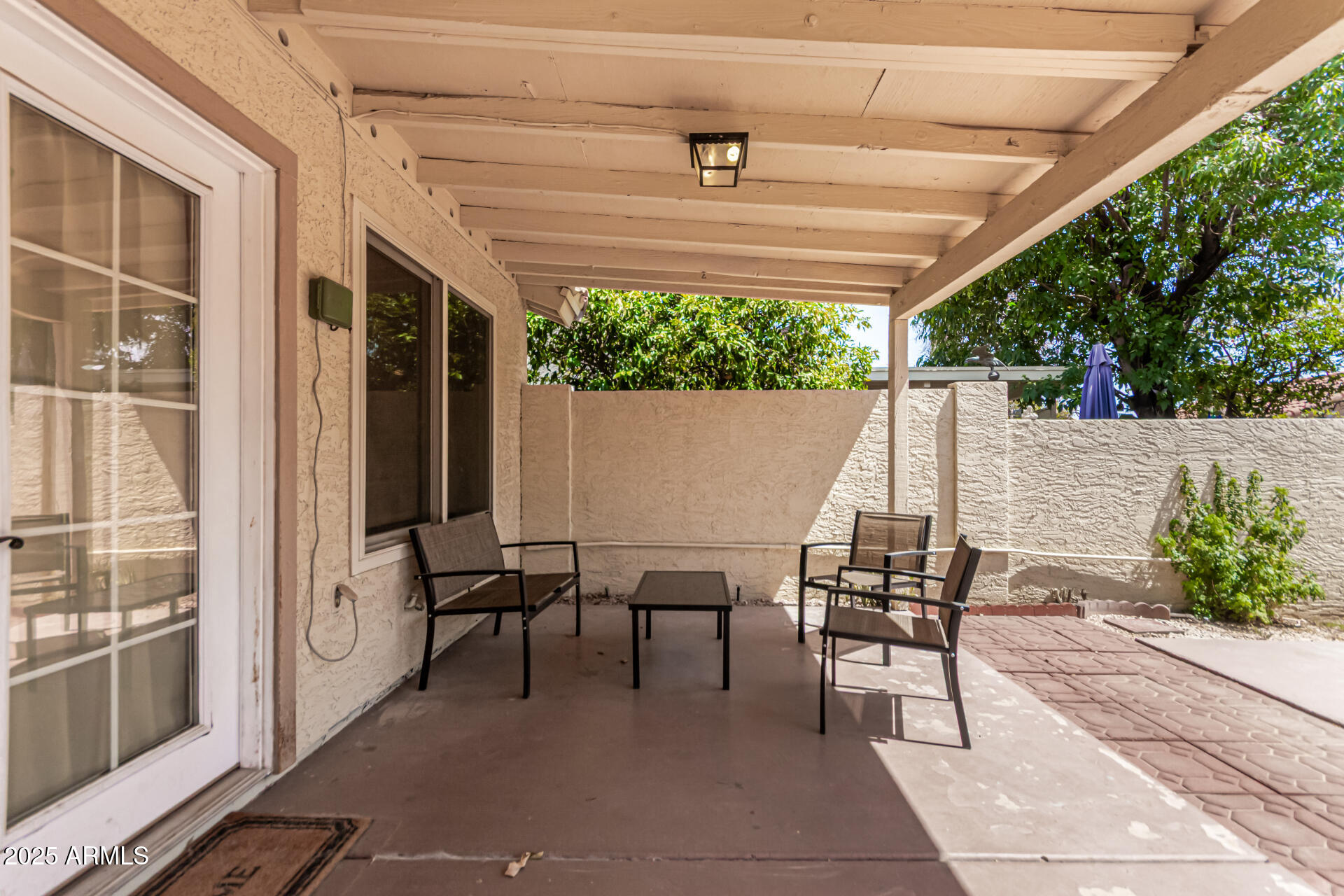 1382 N TAMARISK Drive