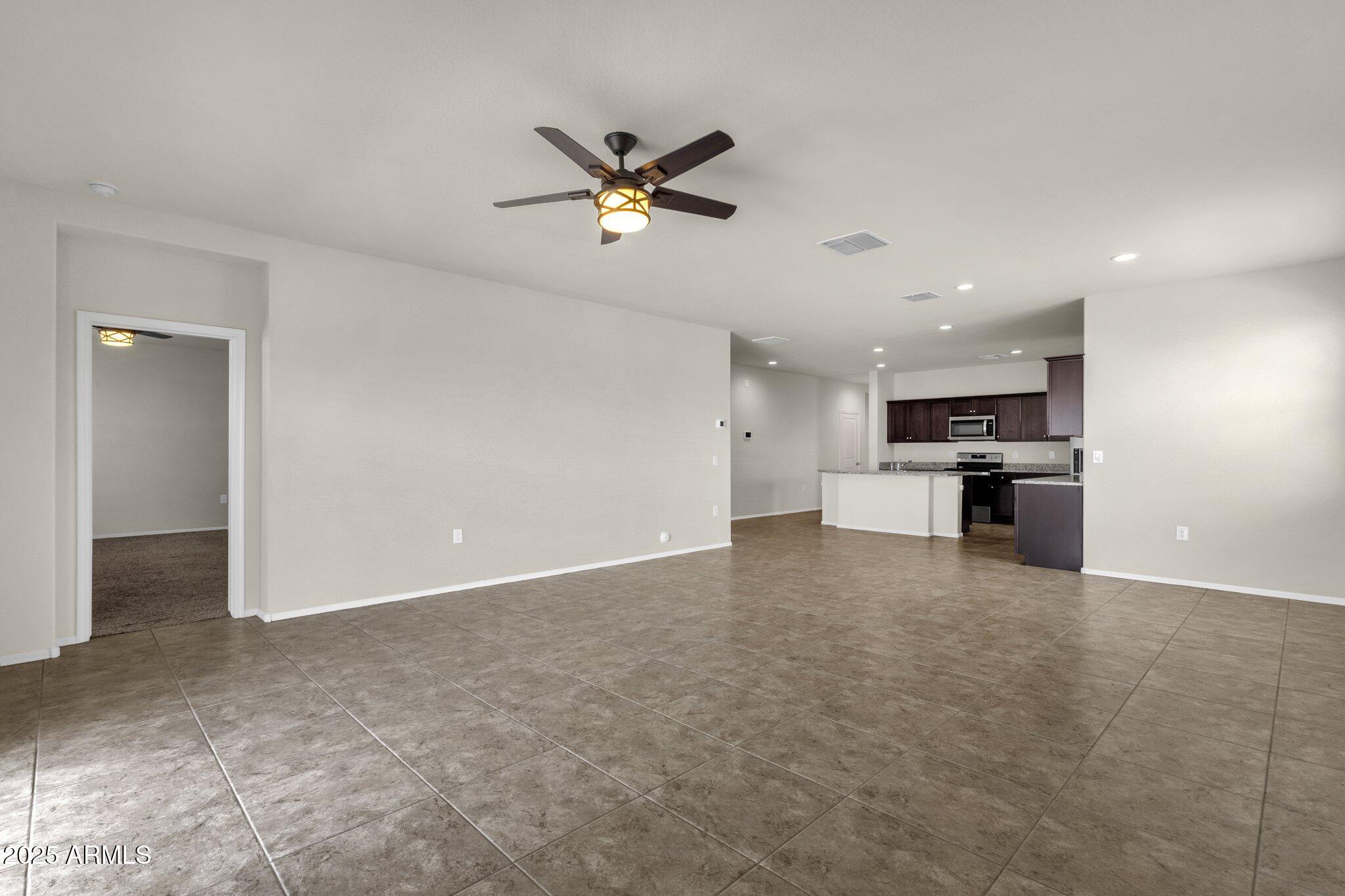 24714 N ALFALFA Drive