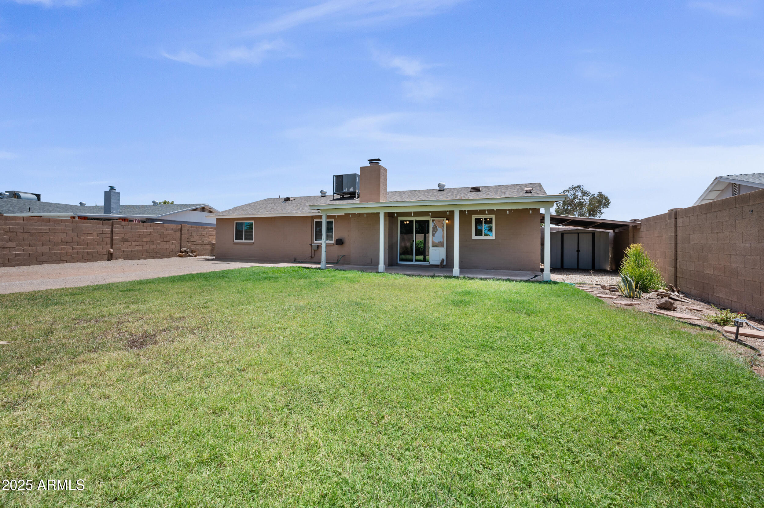 1412 W PALOMINO Drive