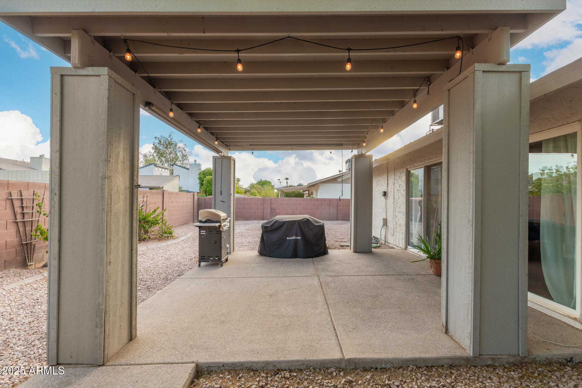 1631 E BELL DE MAR Drive