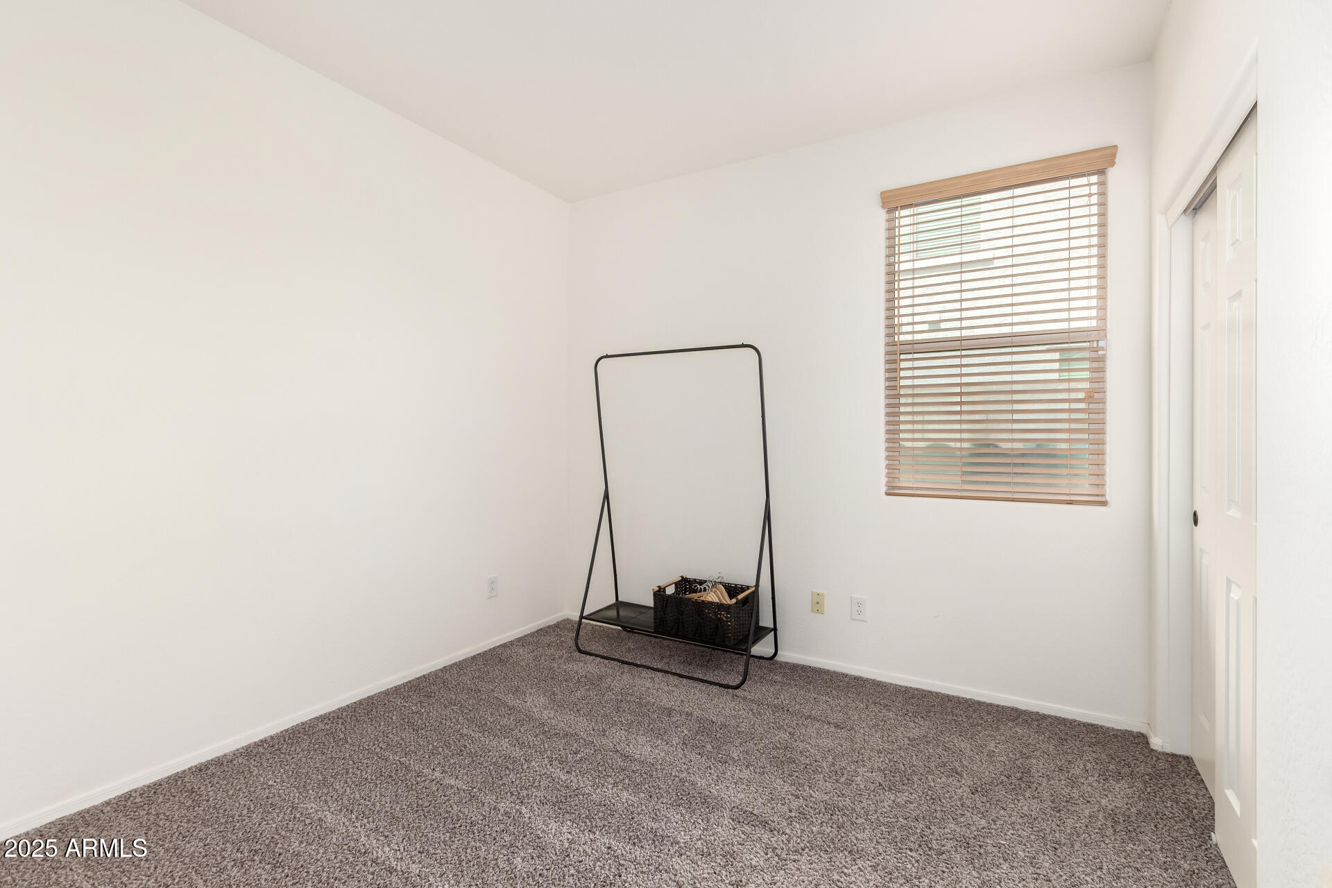 2314 W ALICIA Drive