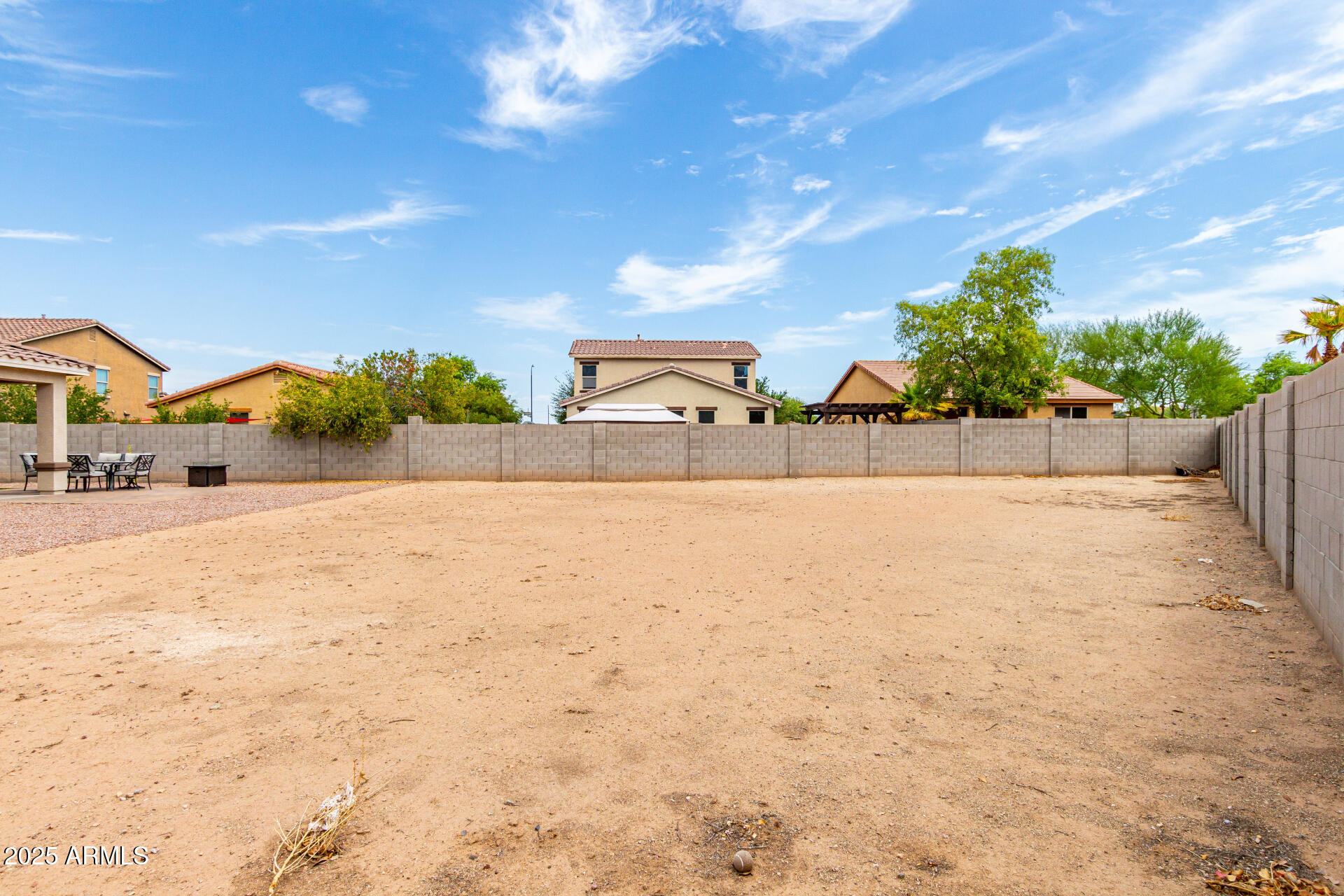 2314 W ALICIA Drive
