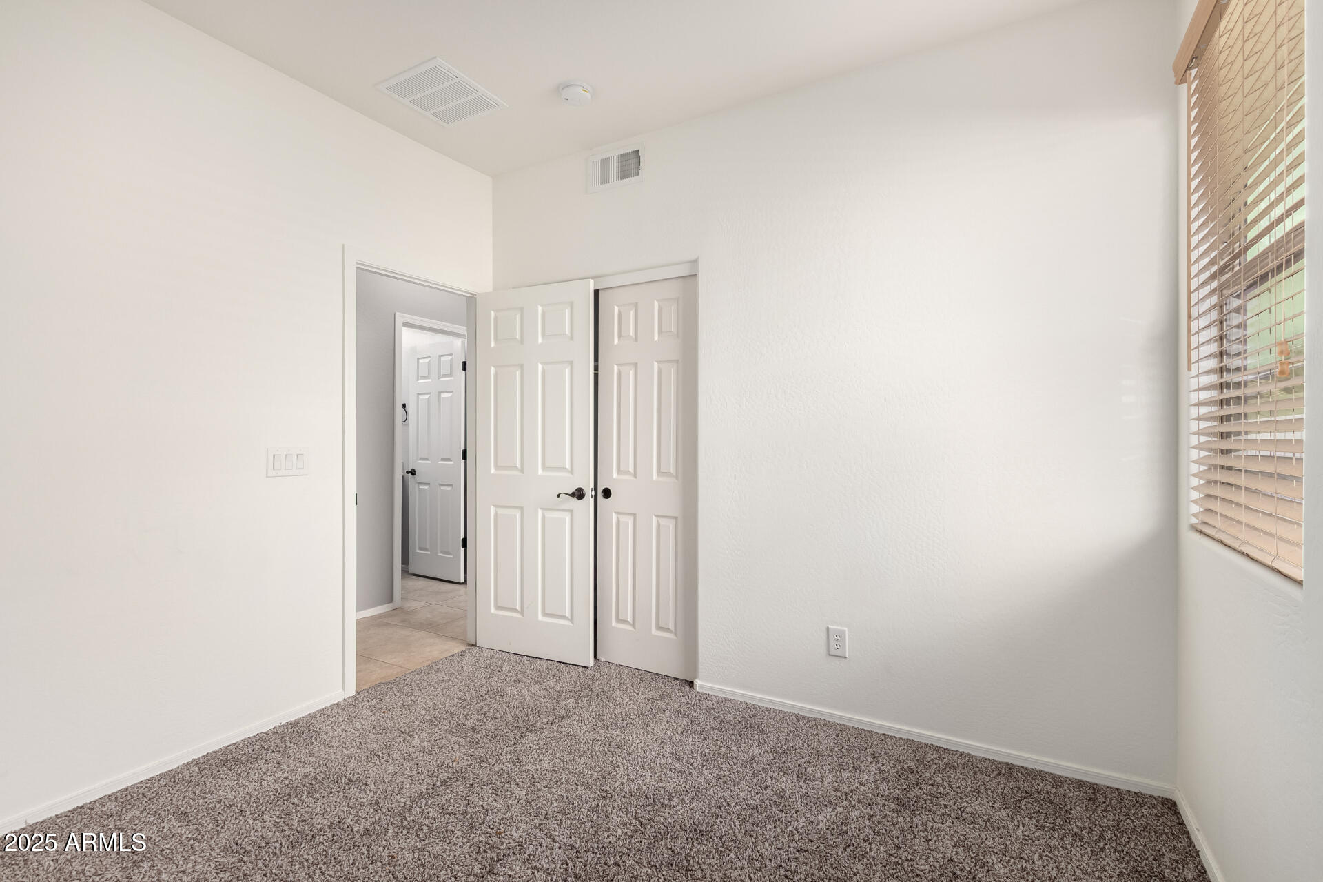 2314 W ALICIA Drive