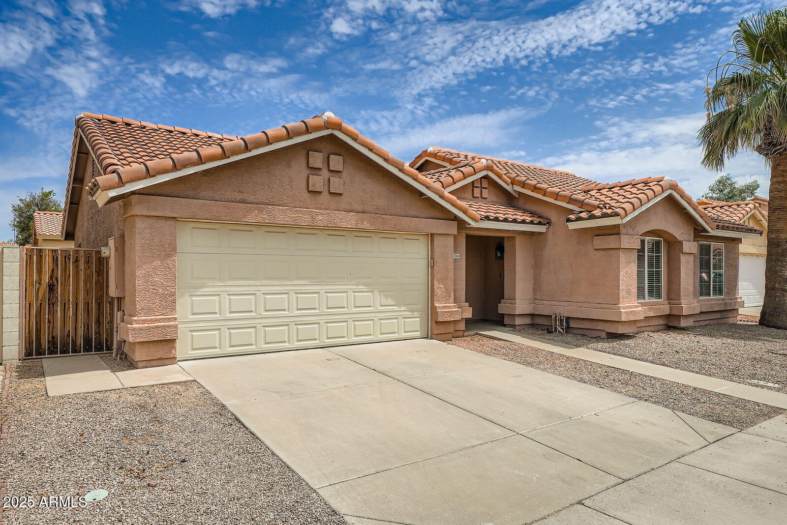 3860 W GOLDEN KEYS Way