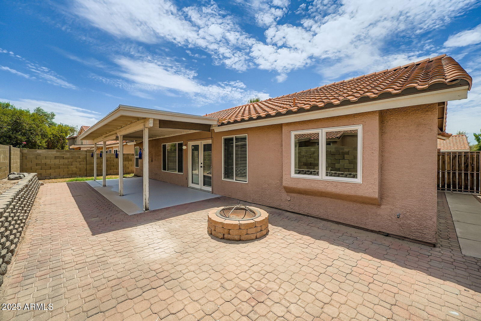3860 W GOLDEN KEYS Way