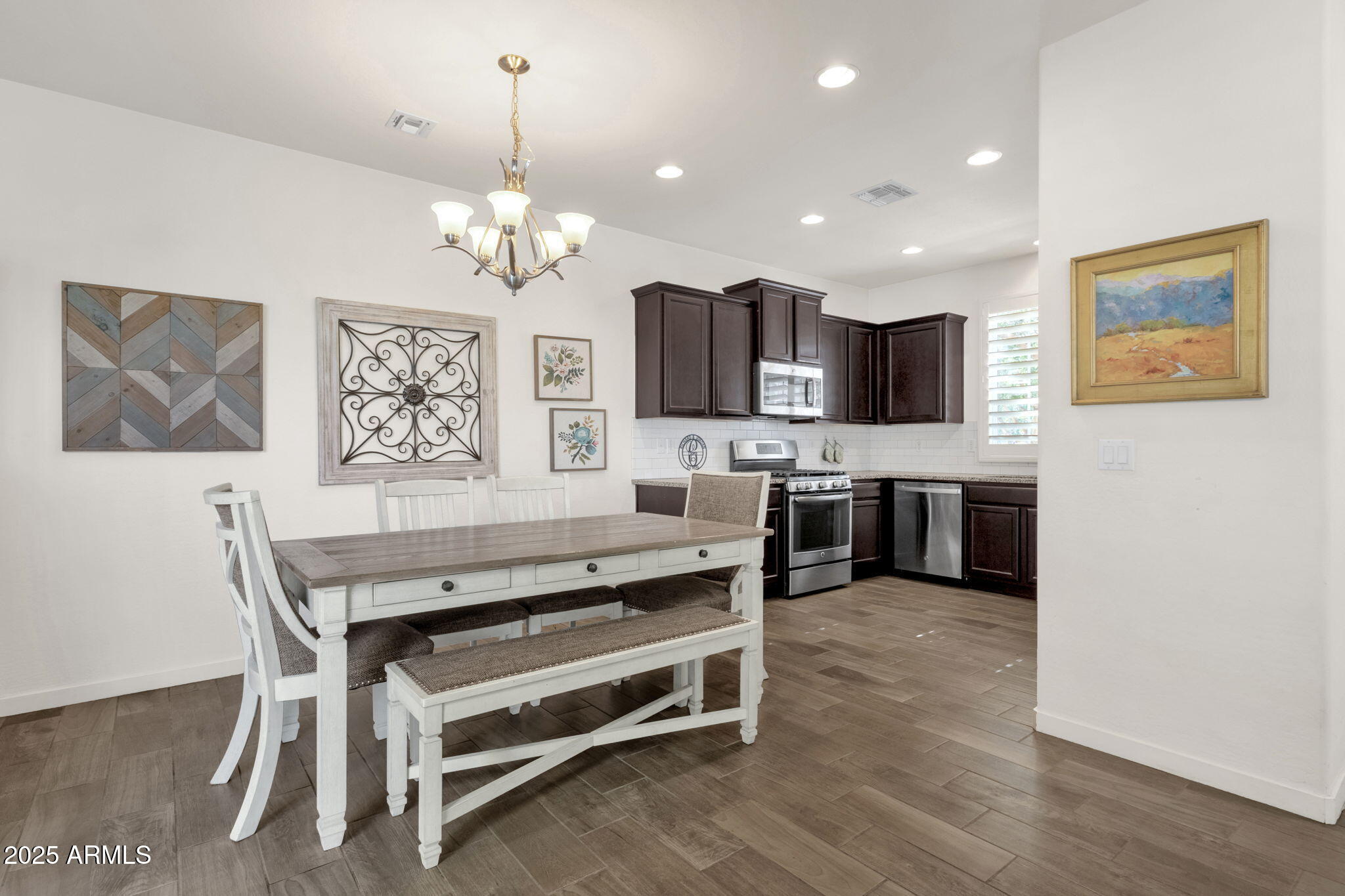 2649 S VALLE VERDE