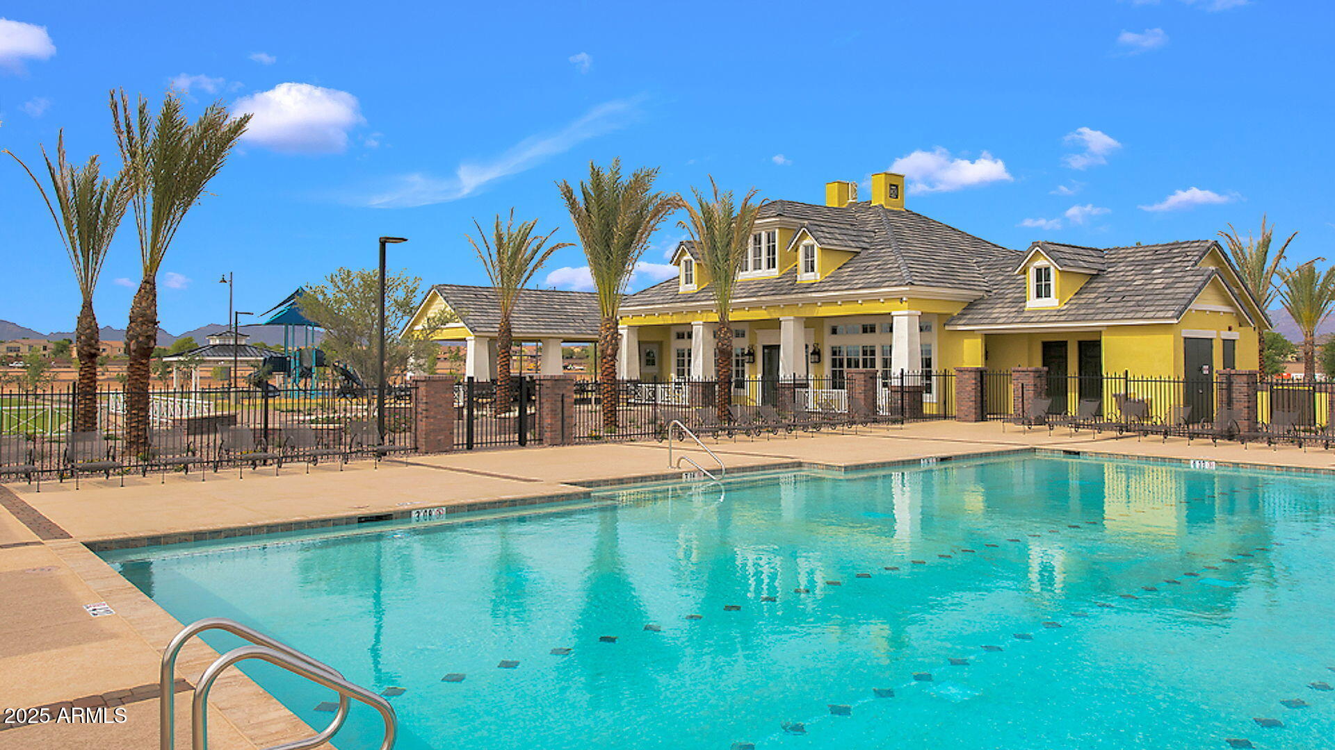 2649 S VALLE VERDE