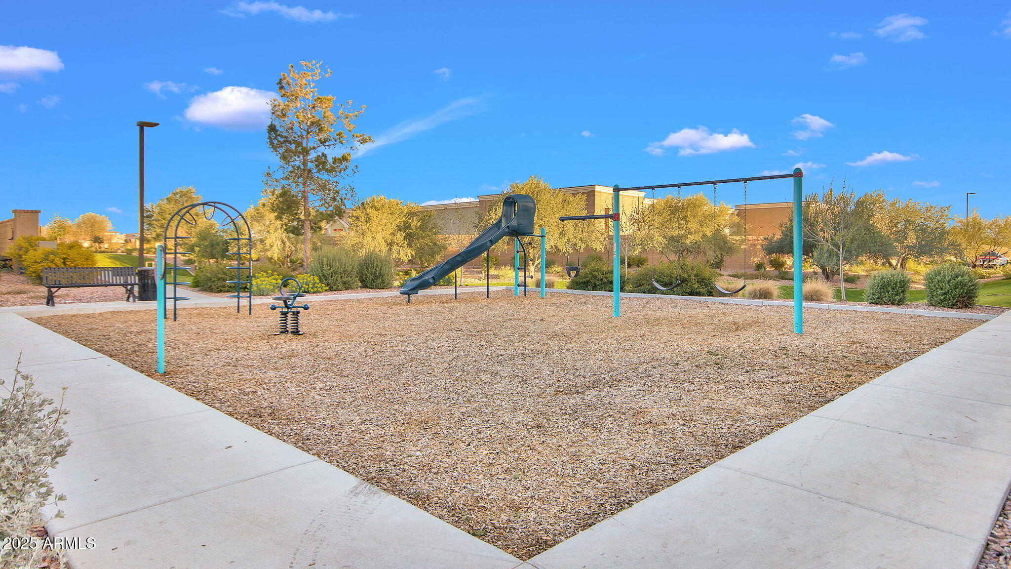 2649 S VALLE VERDE