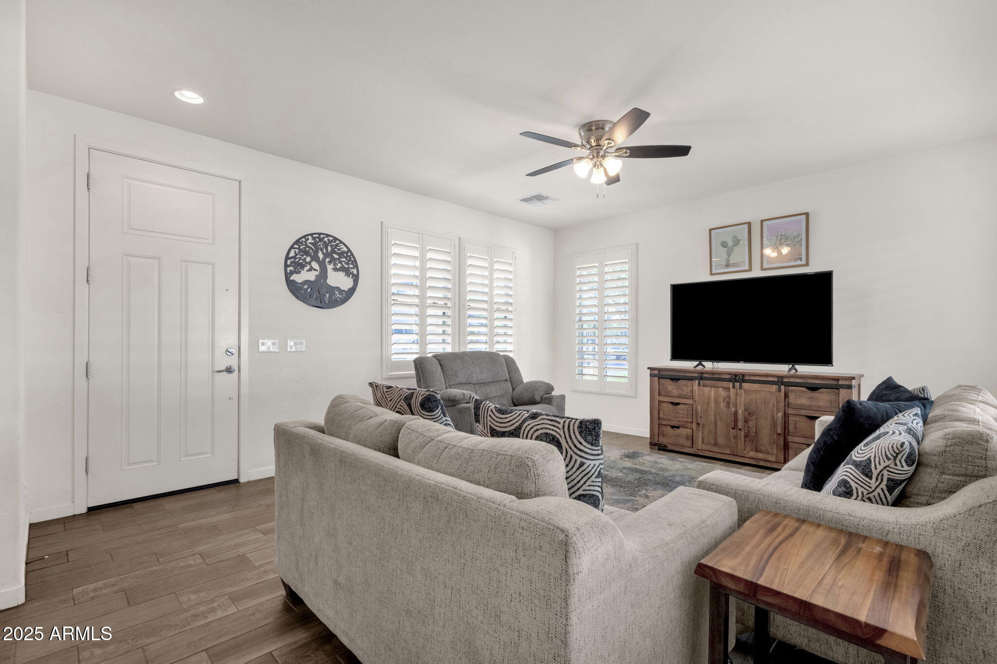 2649 S VALLE VERDE