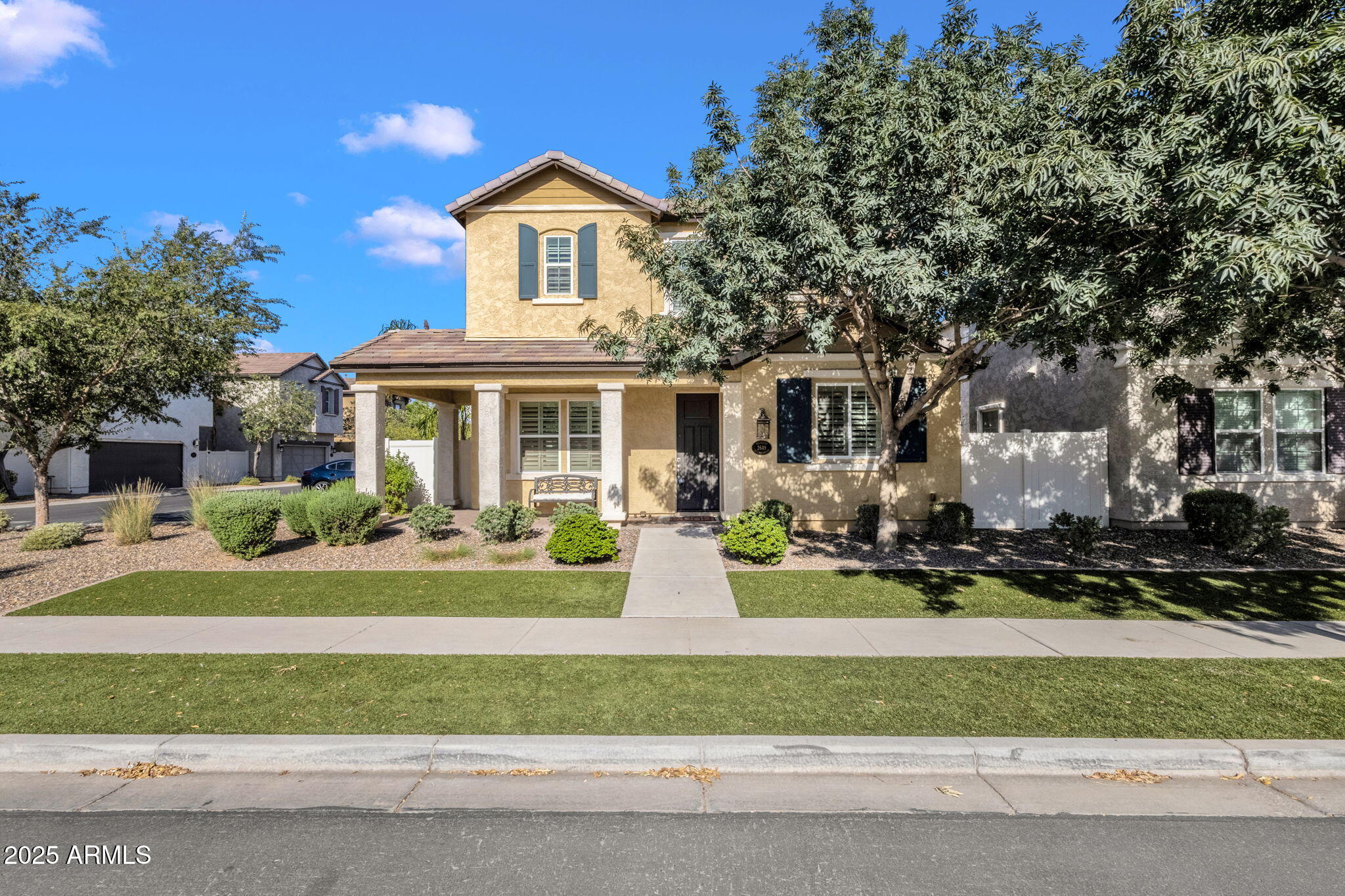 2649 S VALLE VERDE