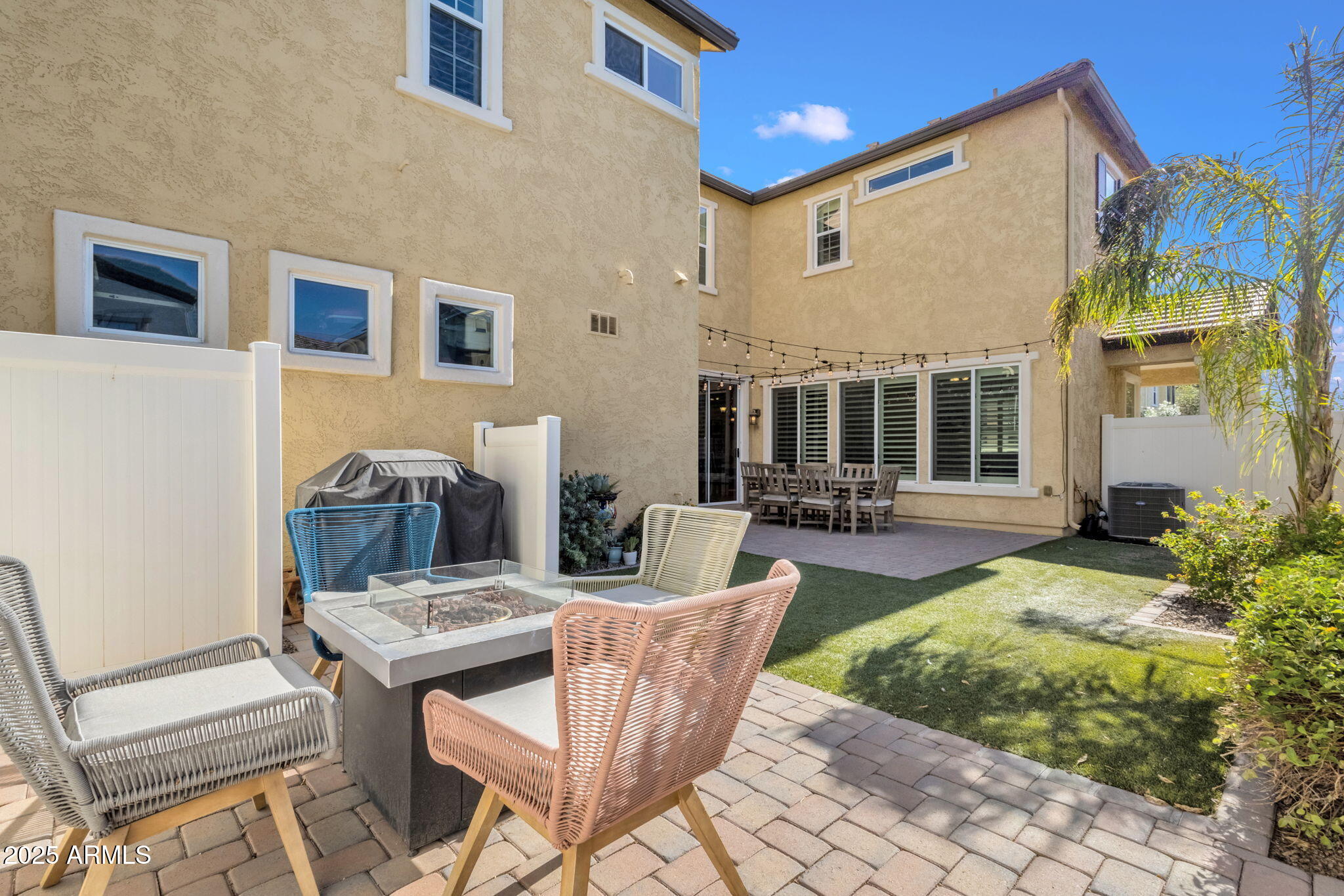2649 S VALLE VERDE