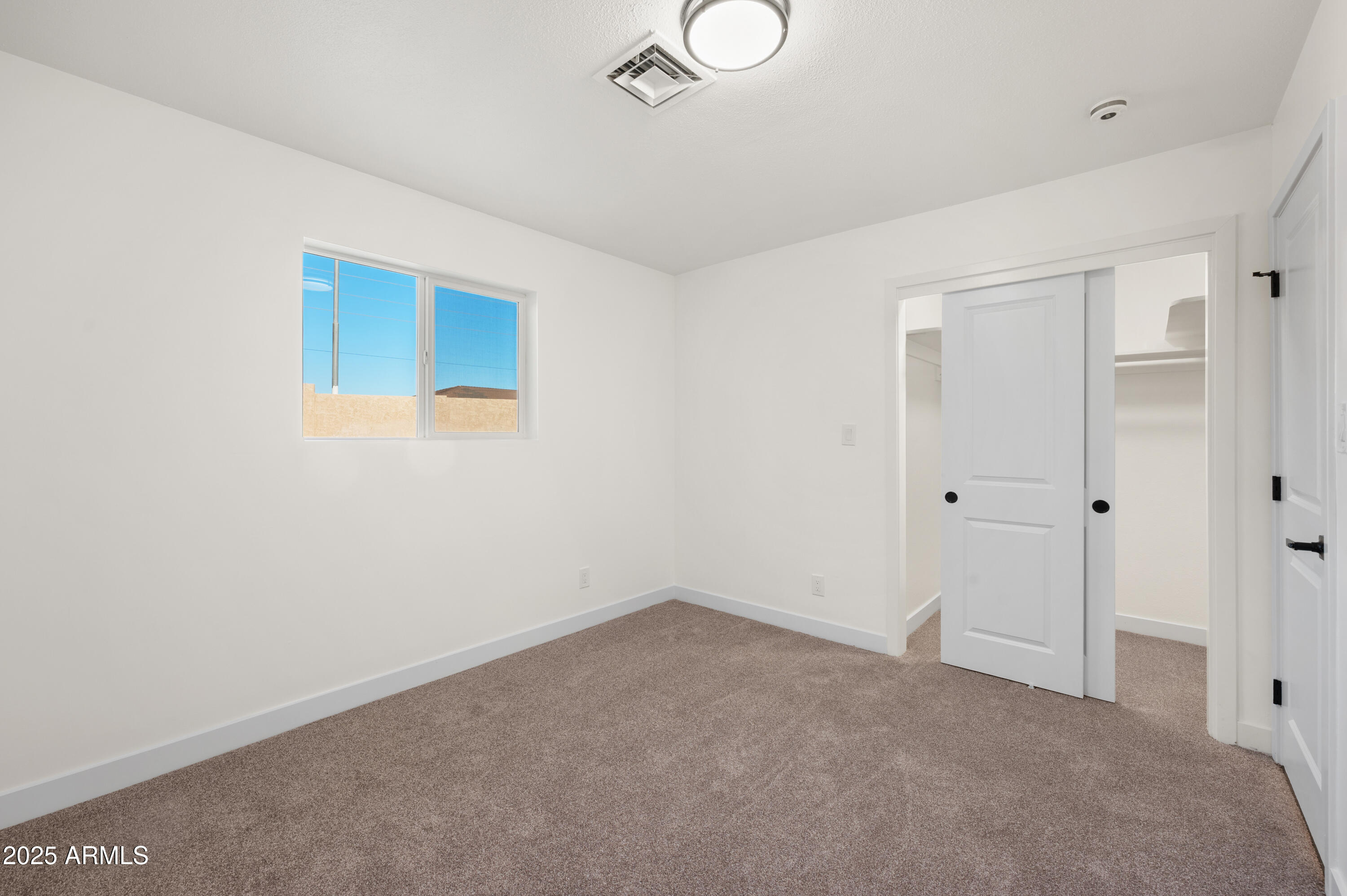 14243 N 6TH Place