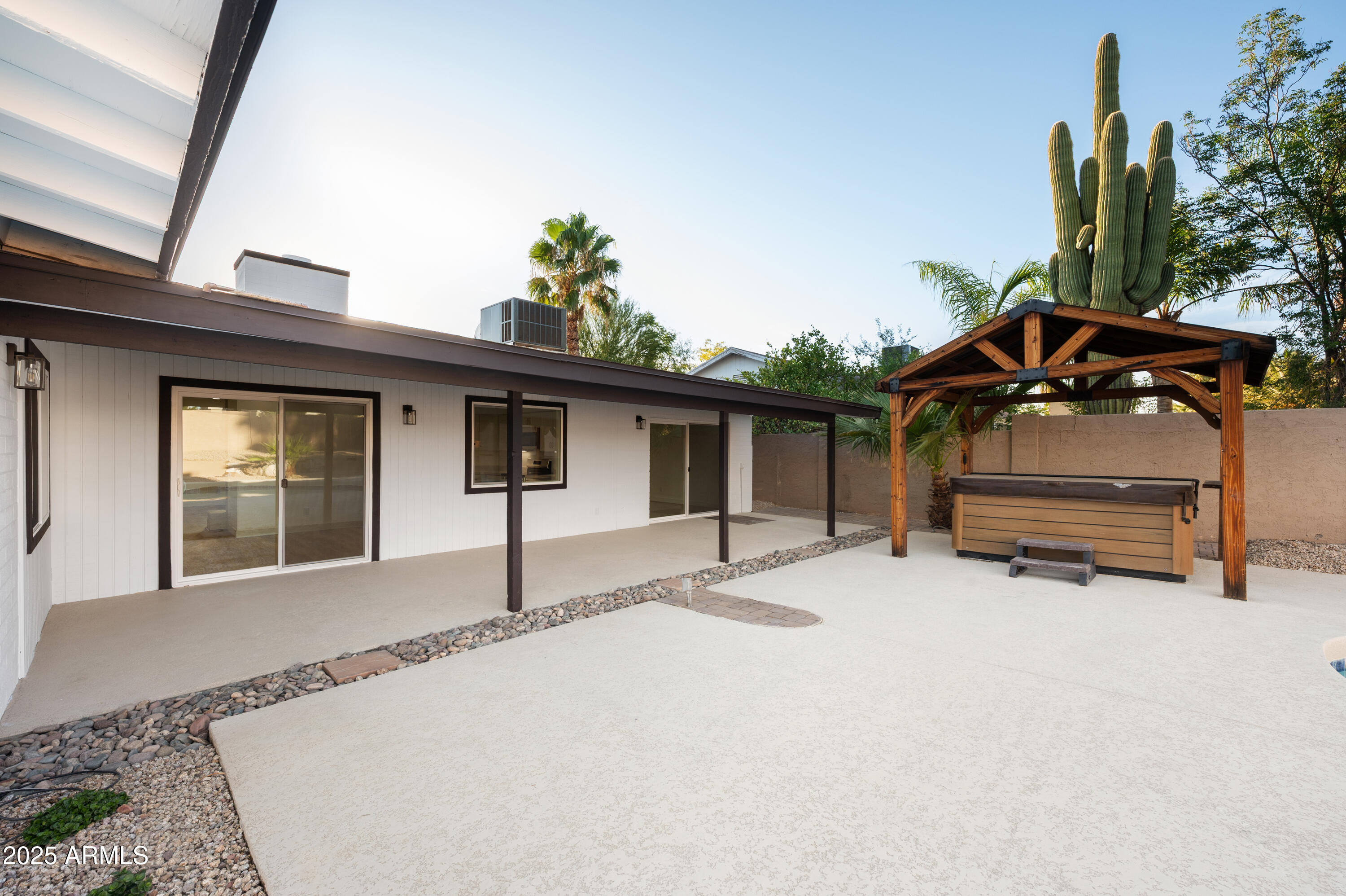14243 N 6TH Place