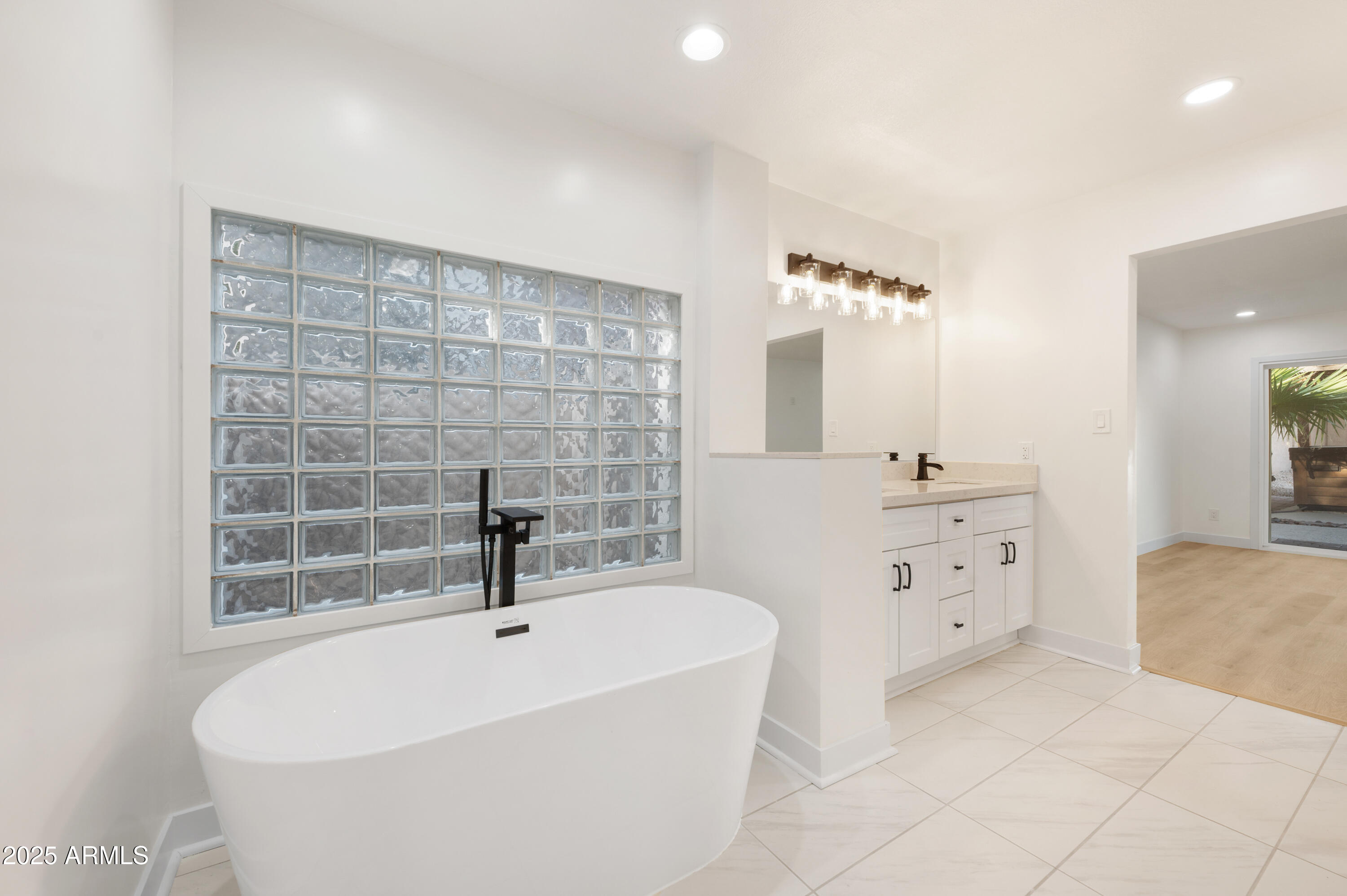 14243 N 6TH Place