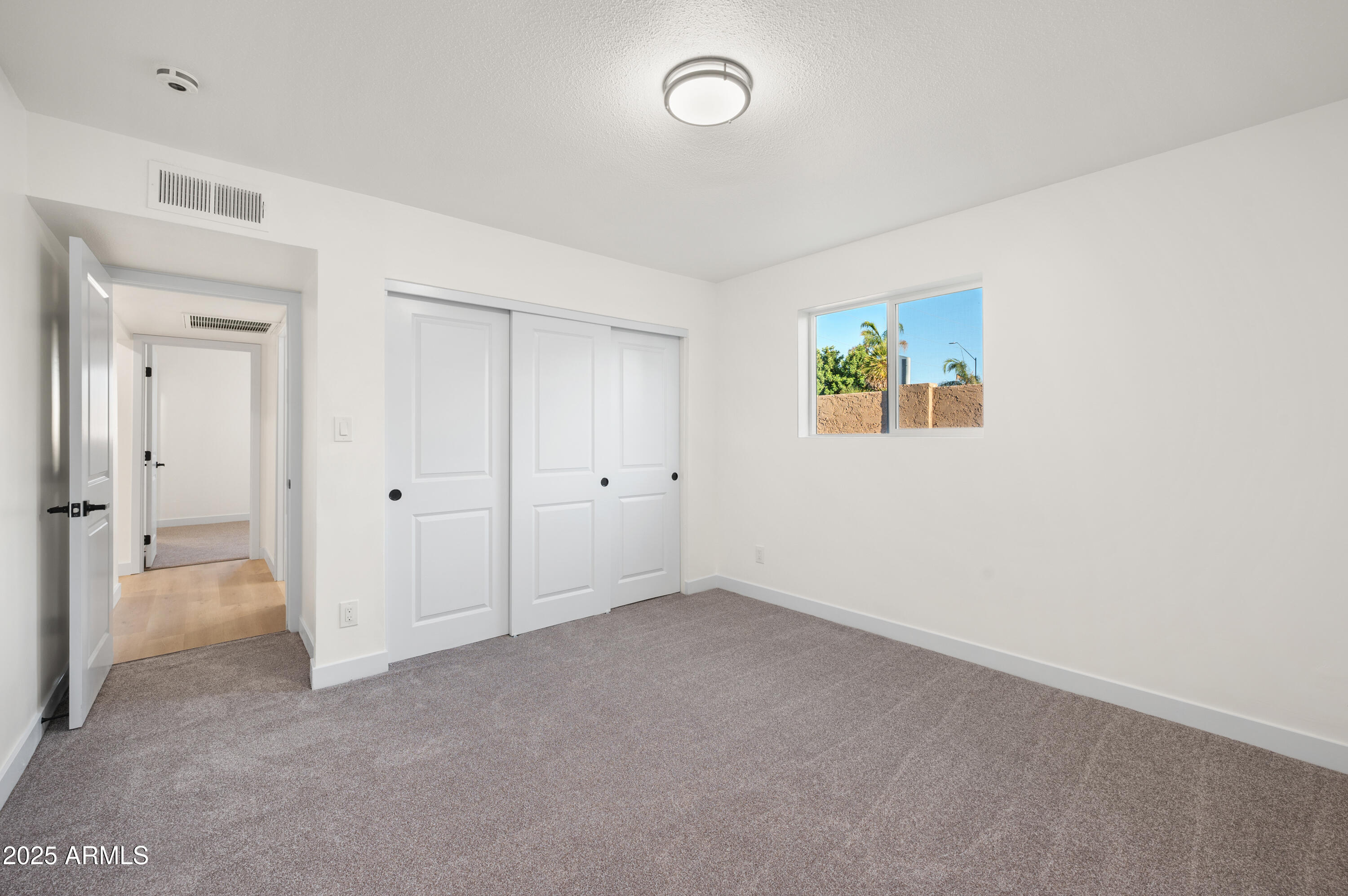 14243 N 6TH Place