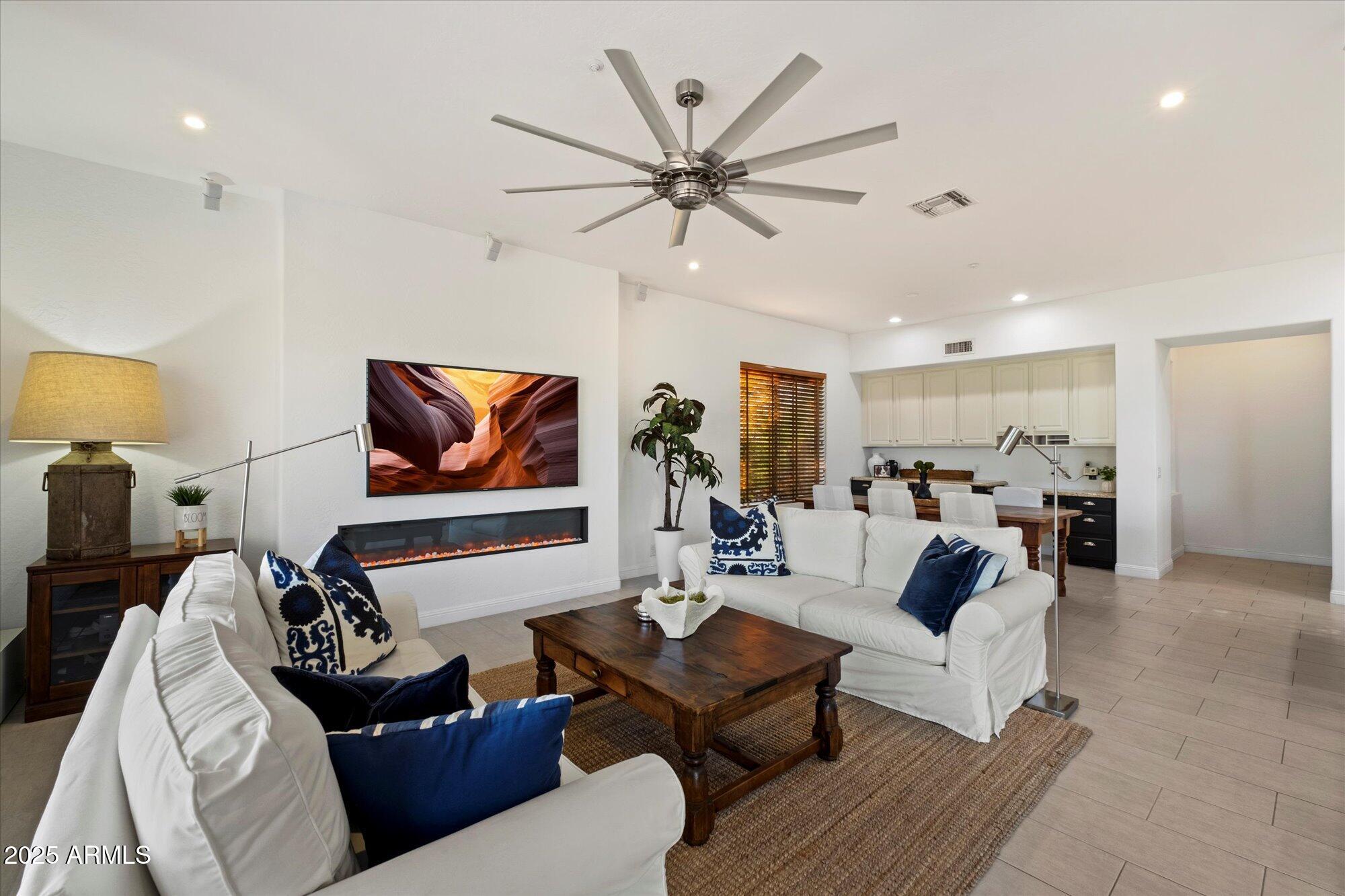 12061 E SHANGRI LA Road