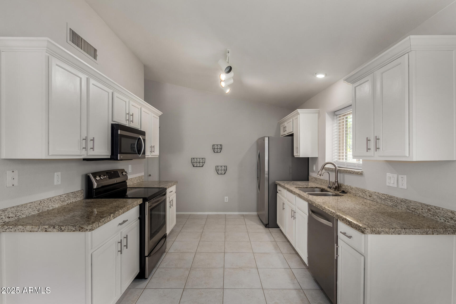 21824 N 48TH Place
